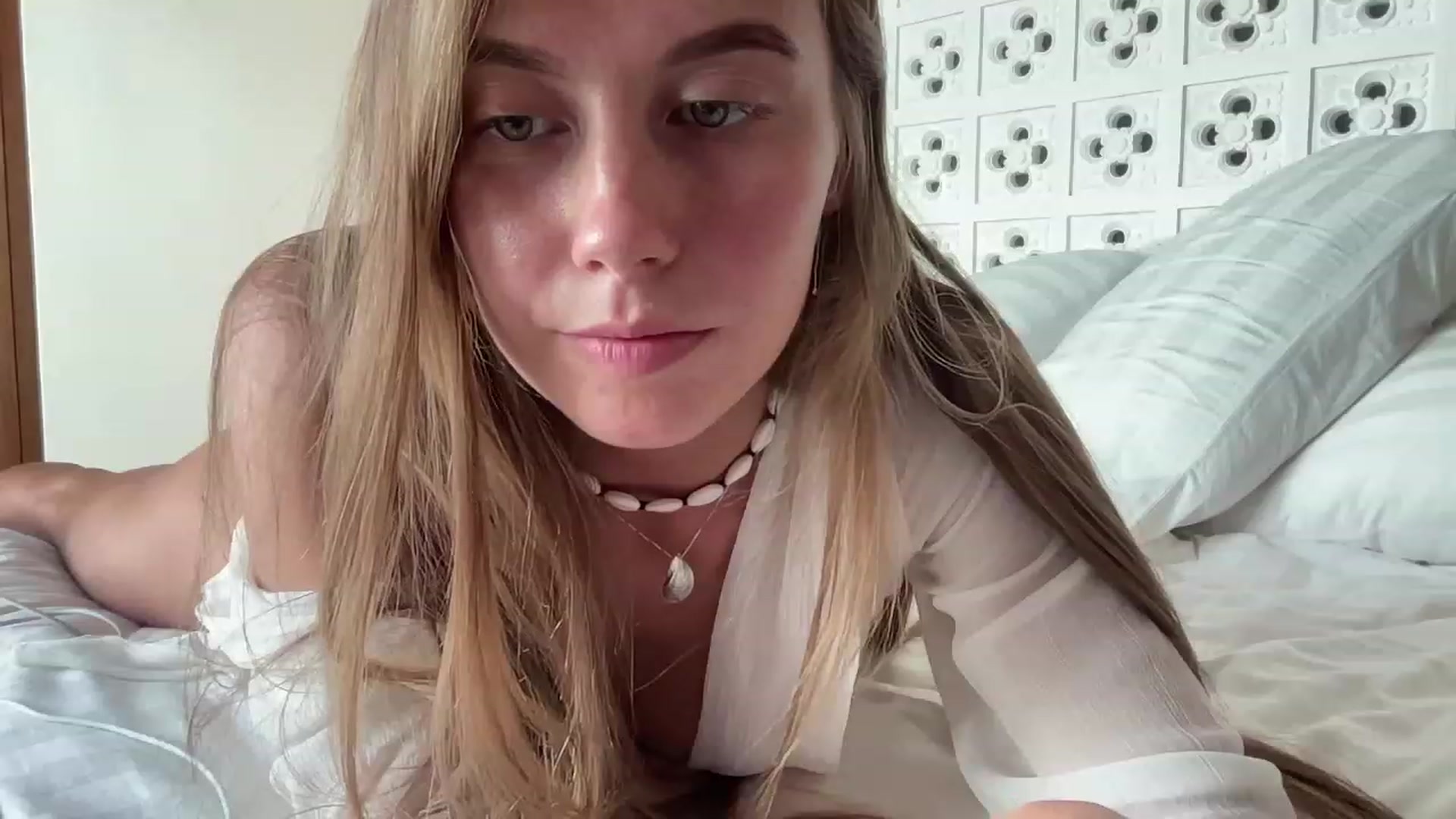 Gallery image thumbnail from JasSurfGirl's myfreecams stream on, 07/13/2023, 08:46 image 6 of 20