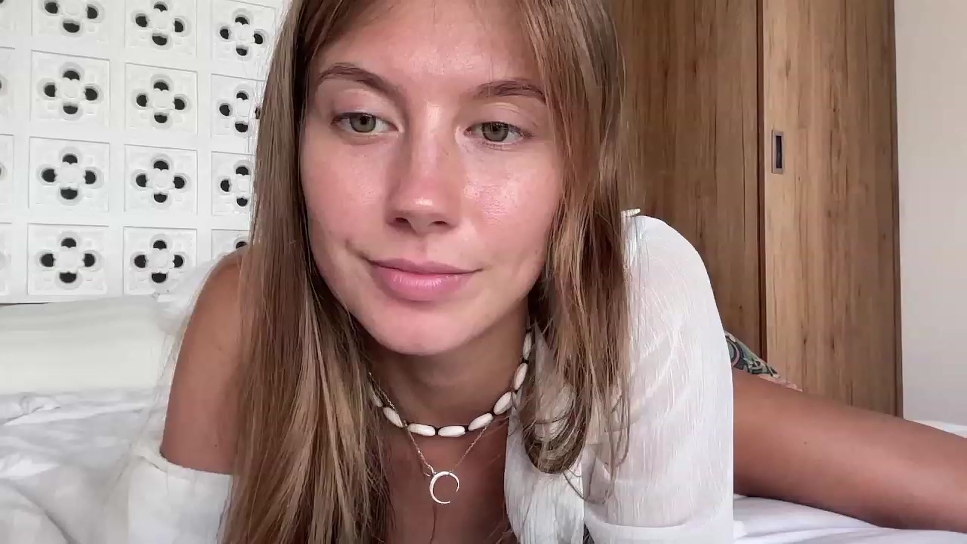 Gallery image thumbnail from JasSurfGirl's myfreecams stream on, 07/17/2023, 04:20 image 13 of 20