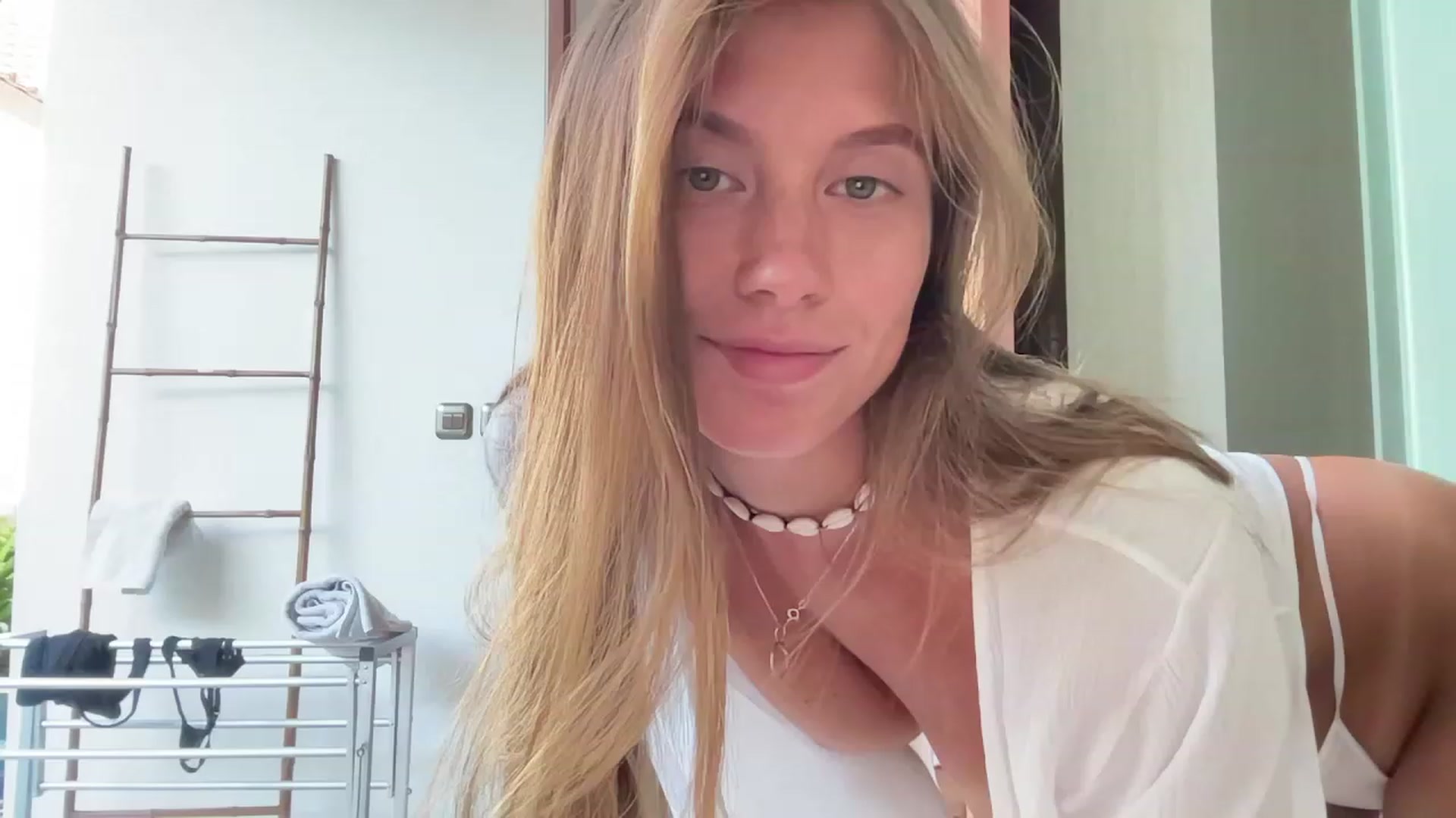 Gallery image thumbnail from JasSurfGirl's myfreecams stream on, 07/21/2023, 09:44 image 8 of 20