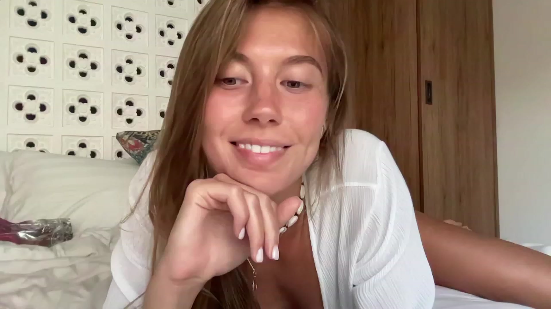 Gallery image thumbnail from JasSurfGirl's myfreecams stream on, 07/22/2023, 10:15 image 1 of 20