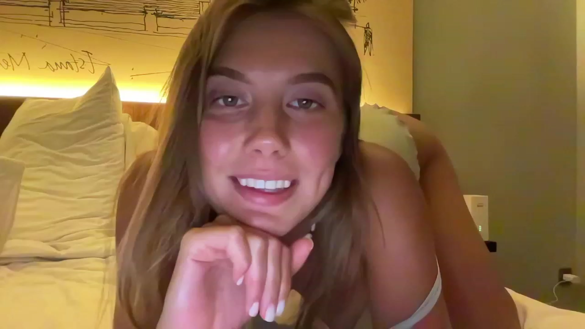 Gallery image thumbnail from JasSurfGirl's myfreecams stream on, 07/25/2023, 13:09 image 4 of 20