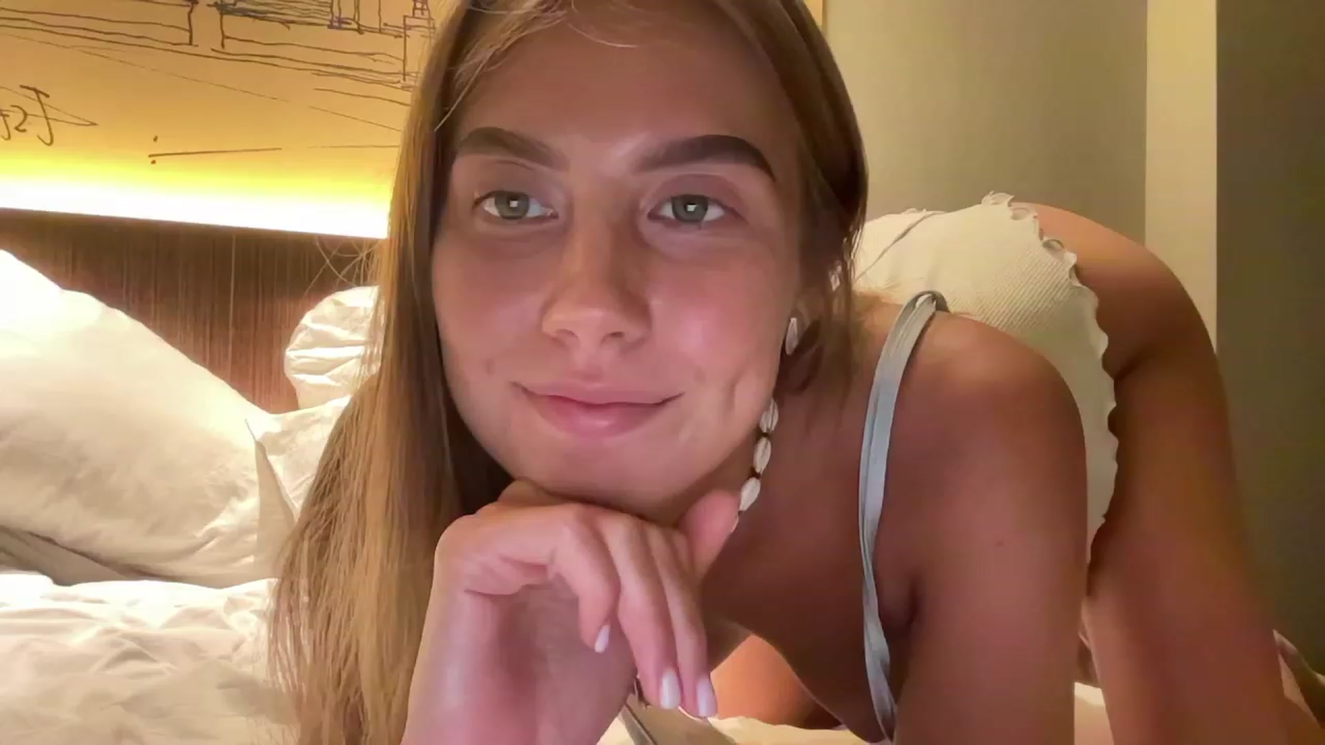 Gallery image thumbnail from JasSurfGirl's myfreecams stream on, 07/26/2023, 12:37 image 17 of 20