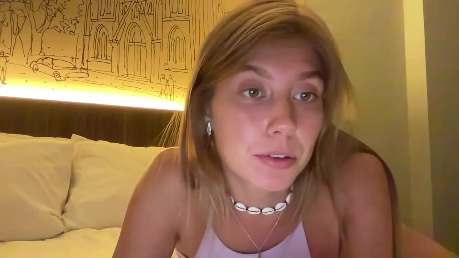 Gallery image thumbnail from JasSurfGirl's myfreecams stream on, 08/03/2023, 12:52 image 18 of 20