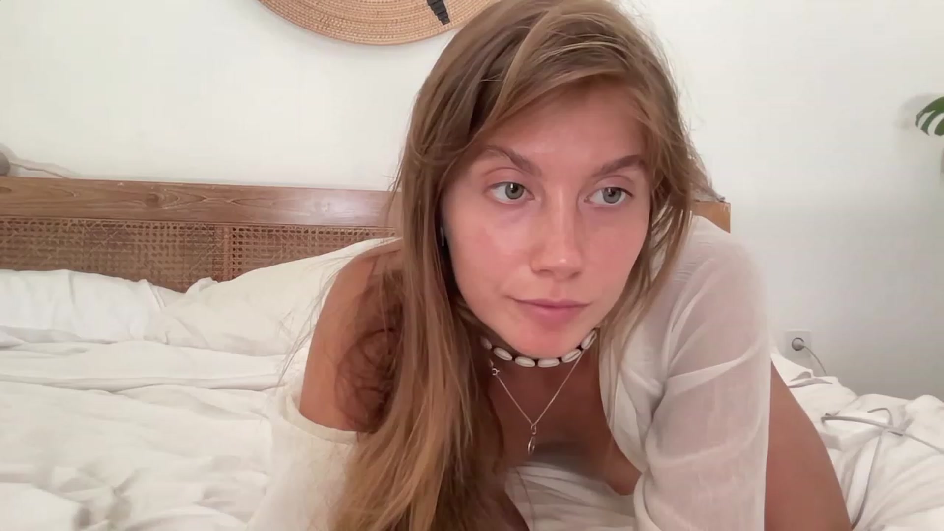 Gallery image thumbnail from JasSurfGirl's myfreecams stream on, 08/10/2023, 05:56 image 16 of 20