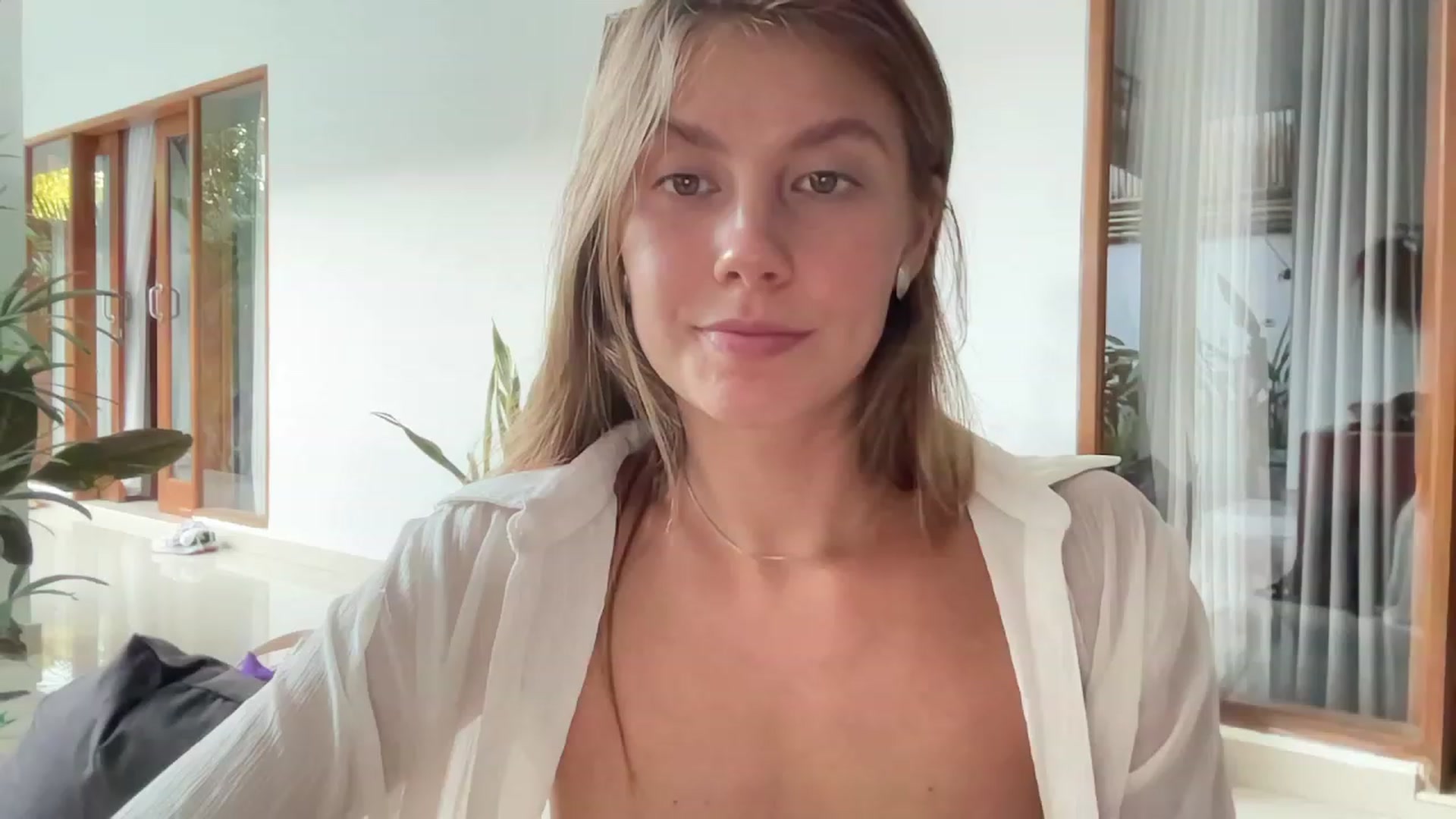 Gallery image thumbnail from JasSurfGirl's myfreecams stream on, 08/11/2023, 09:53 image 10 of 20