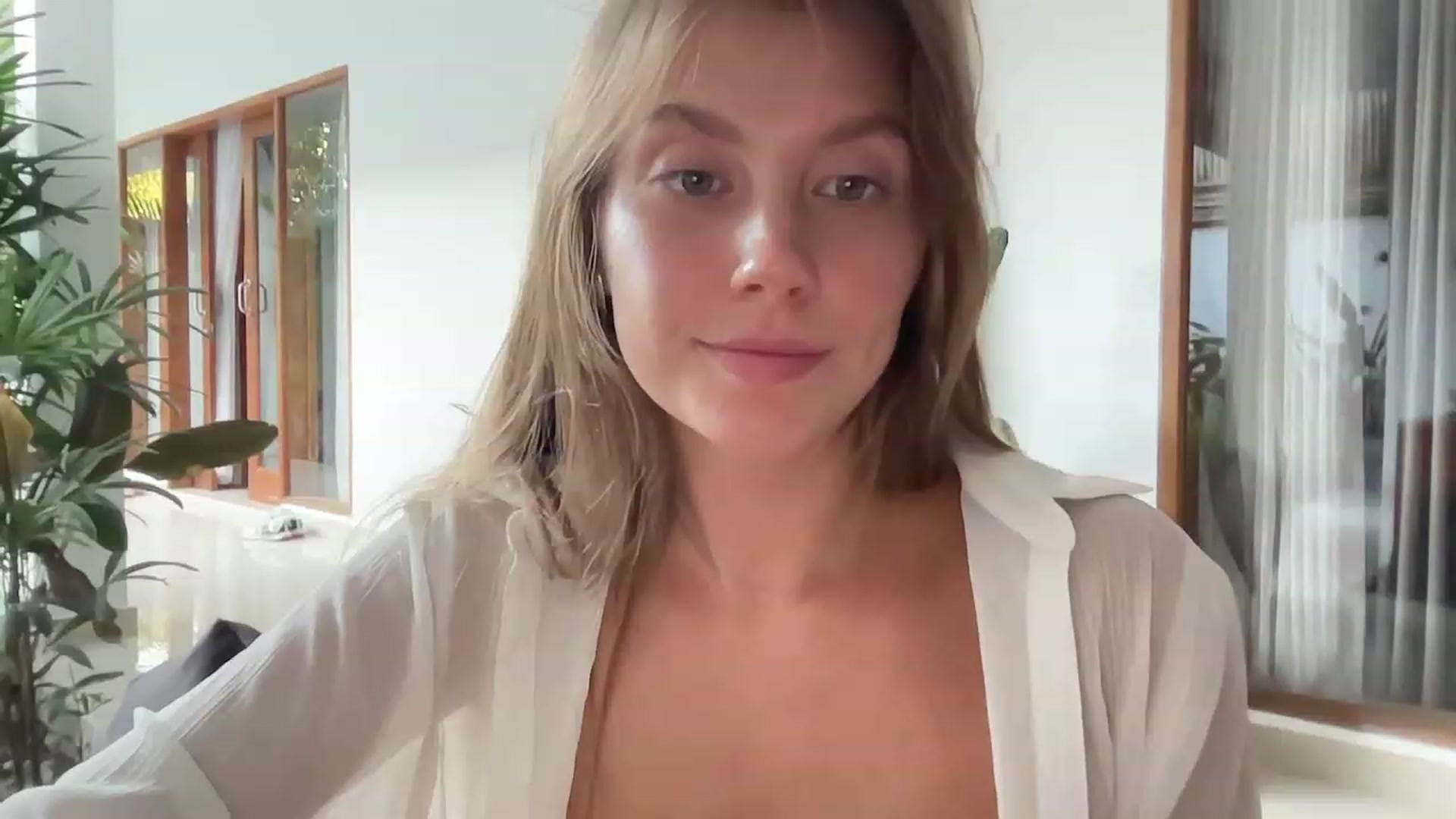 Gallery image thumbnail from JasSurfGirl's myfreecams stream on, 08/11/2023, 09:53 image 6 of 20