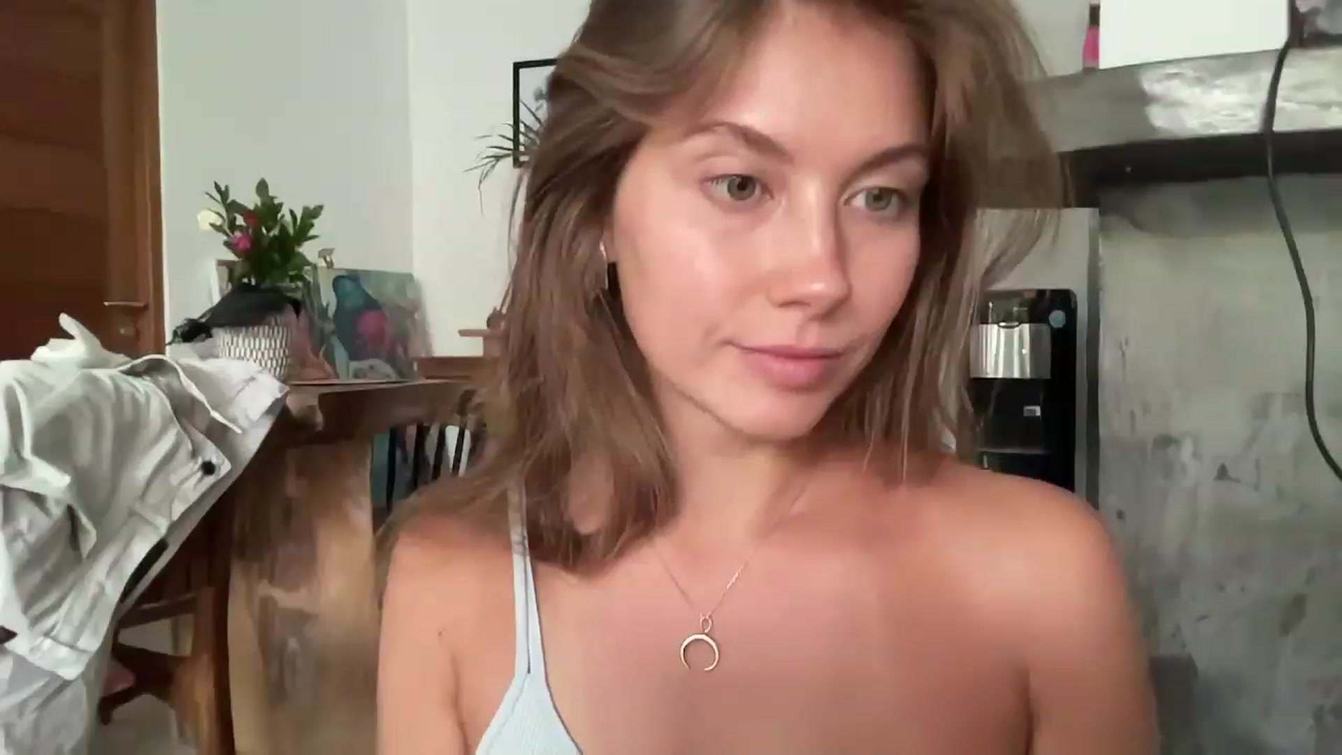 Gallery image thumbnail from JasSurfGirl's myfreecams stream on, 08/12/2023, 23:06 image 4 of 20