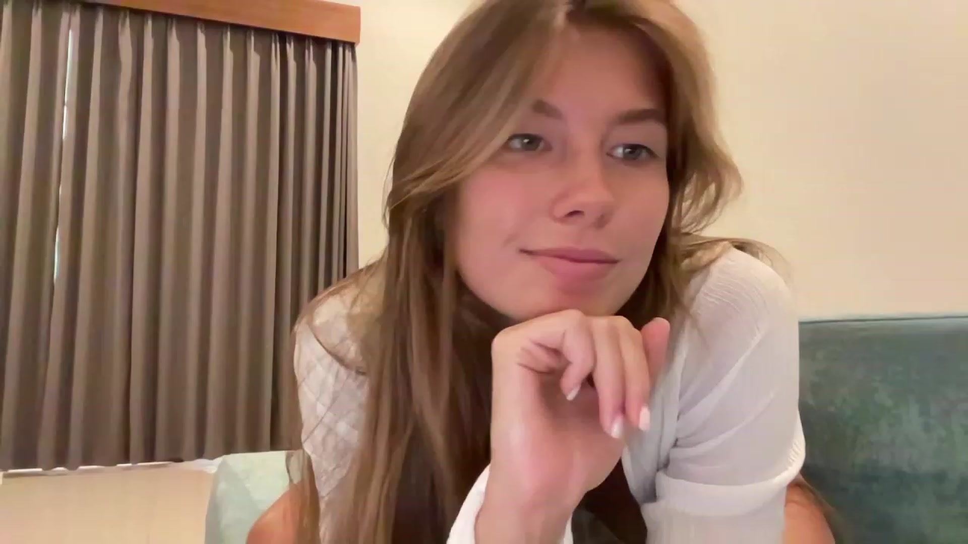 Gallery image thumbnail from JasSurfGirl's myfreecams stream on, 08/15/2023, 24:01 image 13 of 20