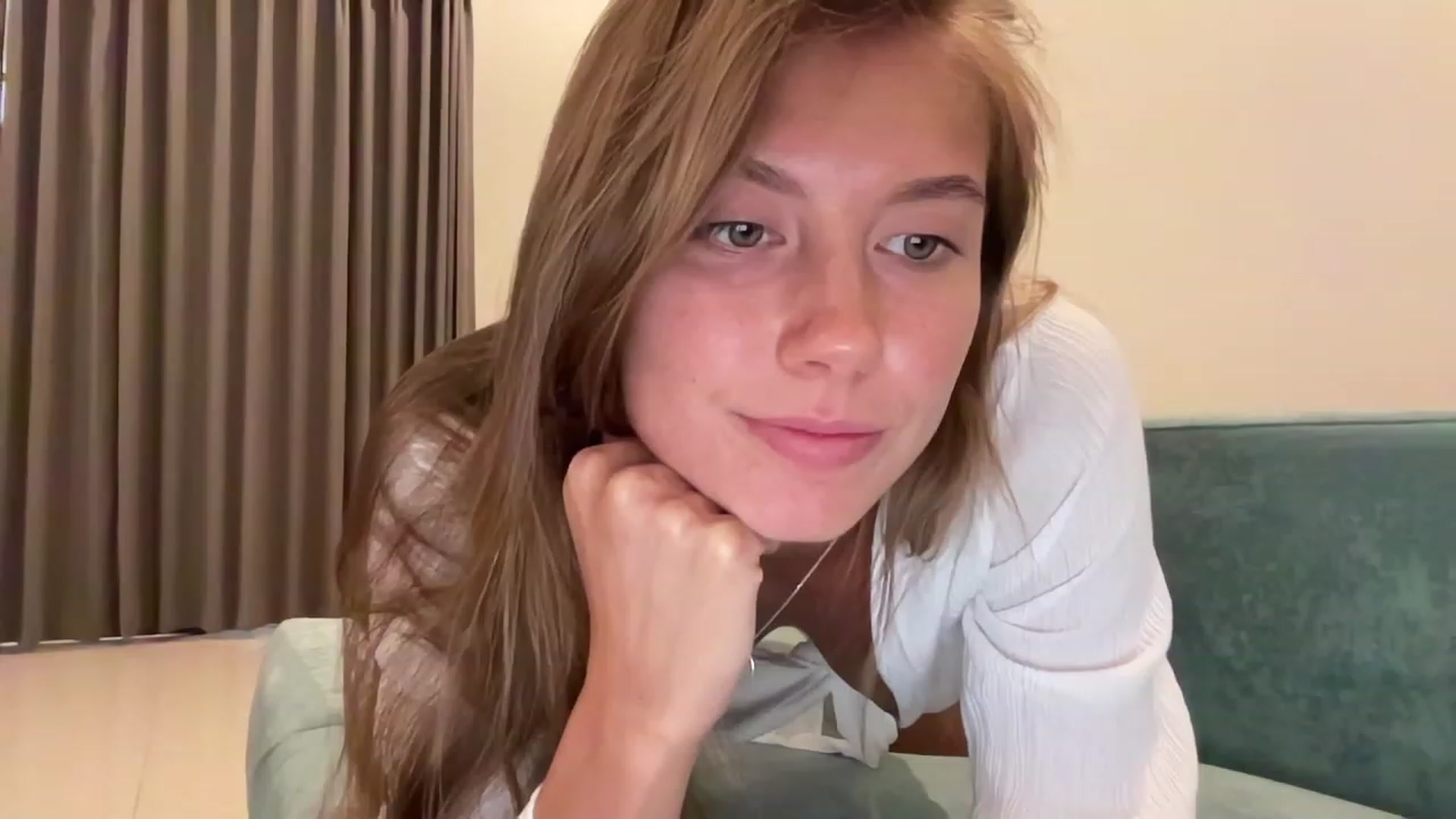 Gallery image thumbnail from JasSurfGirl's myfreecams stream on, 08/15/2023, 24:01 image 7 of 20
