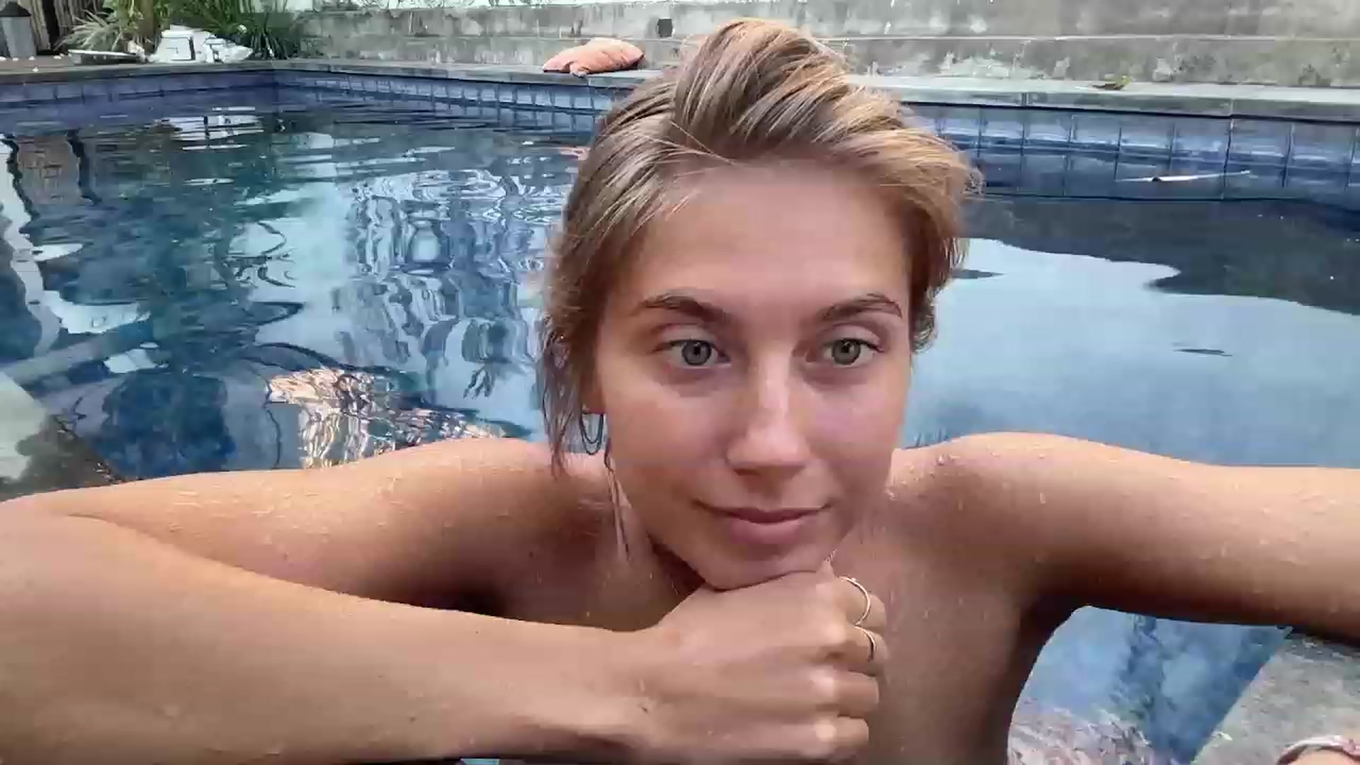 Gallery image thumbnail from JasSurfGirl's myfreecams stream on, 09/04/2023, 24:01 image 13 of 20