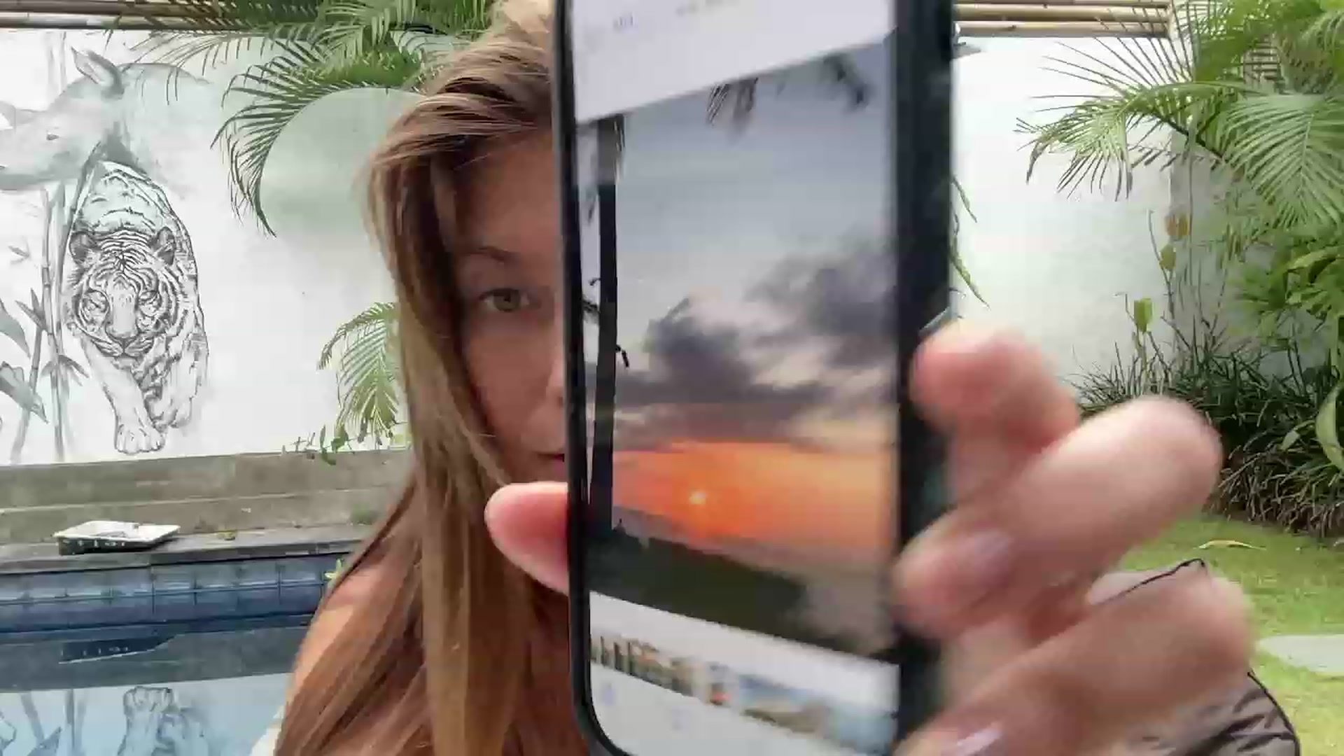 Gallery image thumbnail from JasSurfGirl's myfreecams stream on, 09/13/2023, 24:00 image 8 of 20