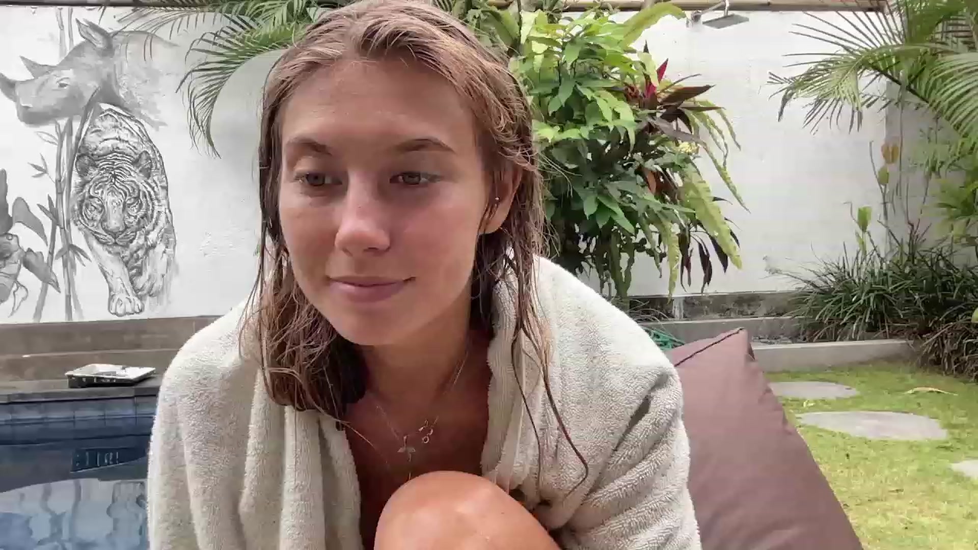 Gallery image thumbnail from JasSurfGirl's myfreecams stream on, 09/13/2023, 24:28 image 12 of 20