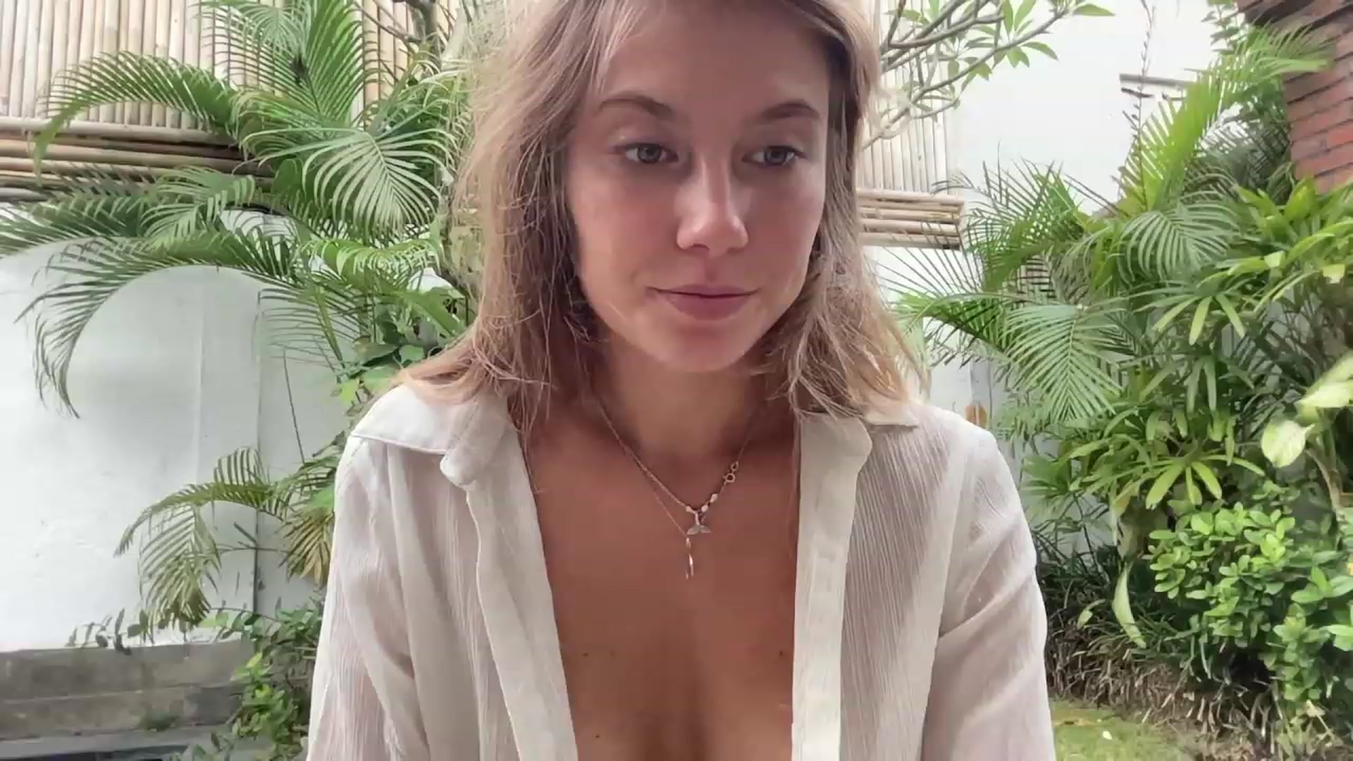 Gallery image thumbnail from JasSurfGirl's myfreecams stream on, 09/14/2023, 22:45 image 10 of 20