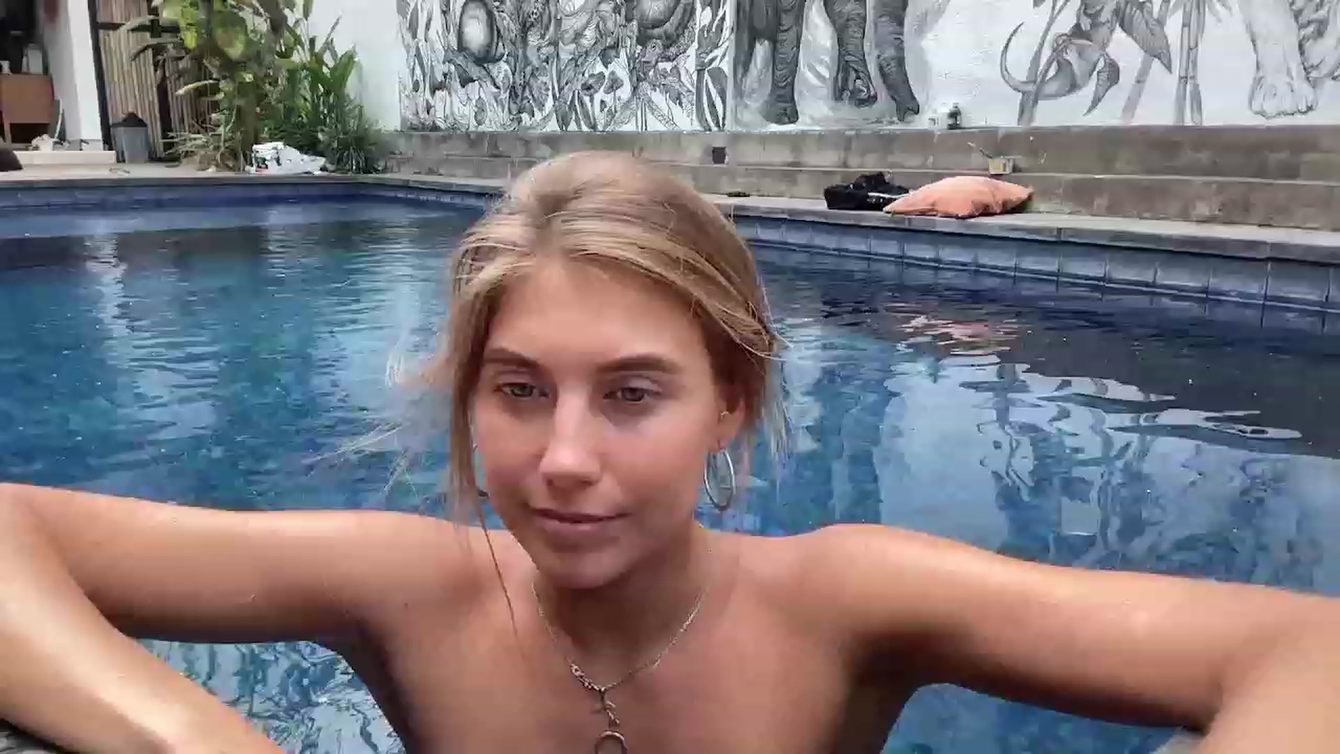 Gallery image thumbnail from JasSurfGirl's myfreecams stream on, 09/16/2023, 04:03 image 4 of 20