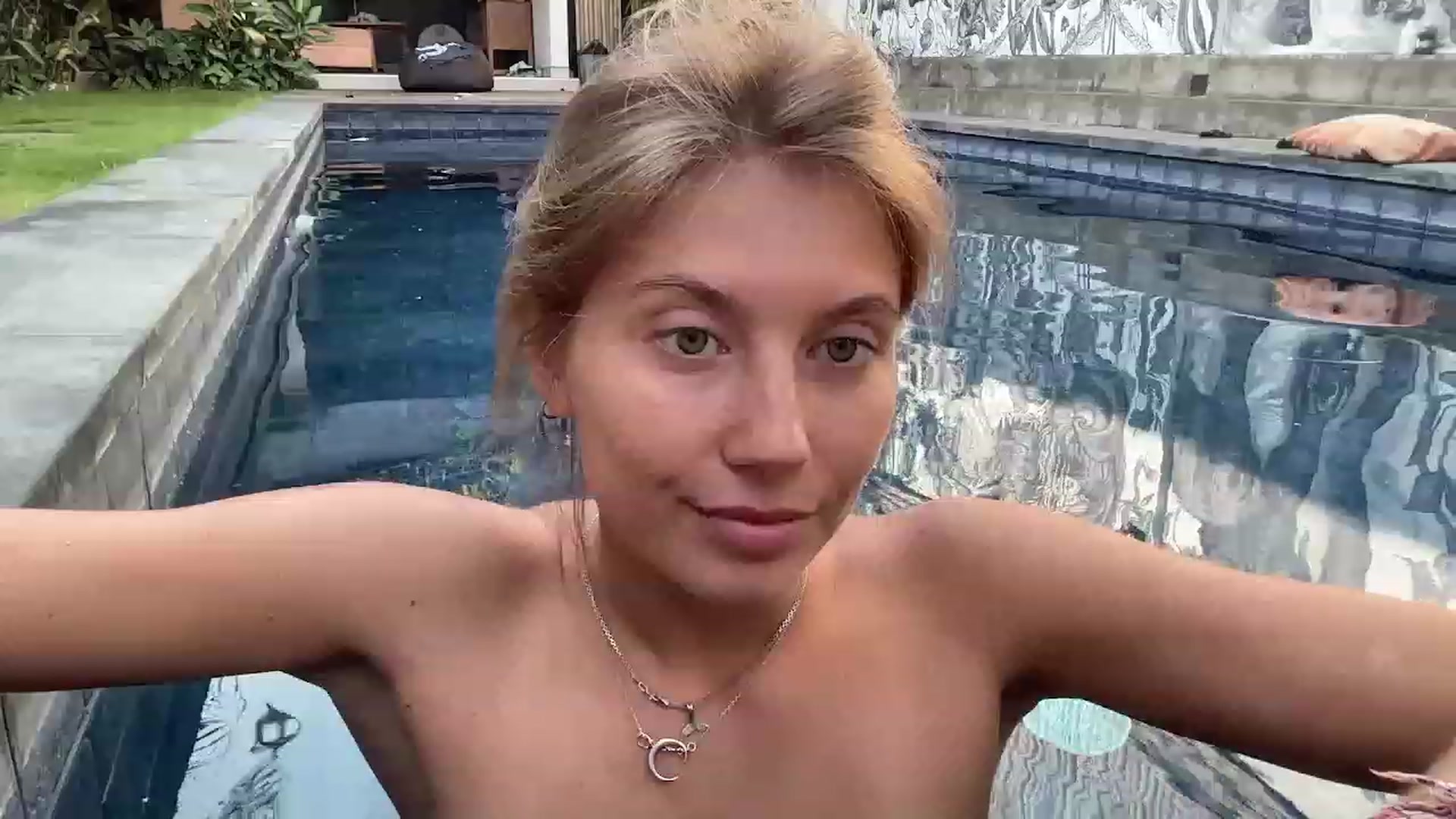 Gallery image thumbnail from JasSurfGirl's myfreecams stream on, 09/20/2023, 24:38 image 7 of 20