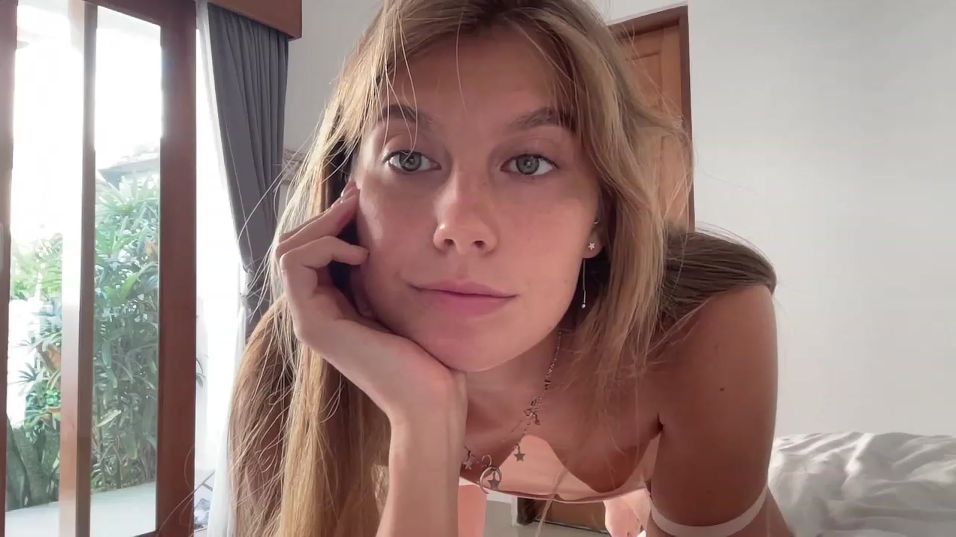 Gallery image thumbnail from JasSurfGirl's myfreecams stream on, 09/24/2023, 24:08 image 18 of 20
