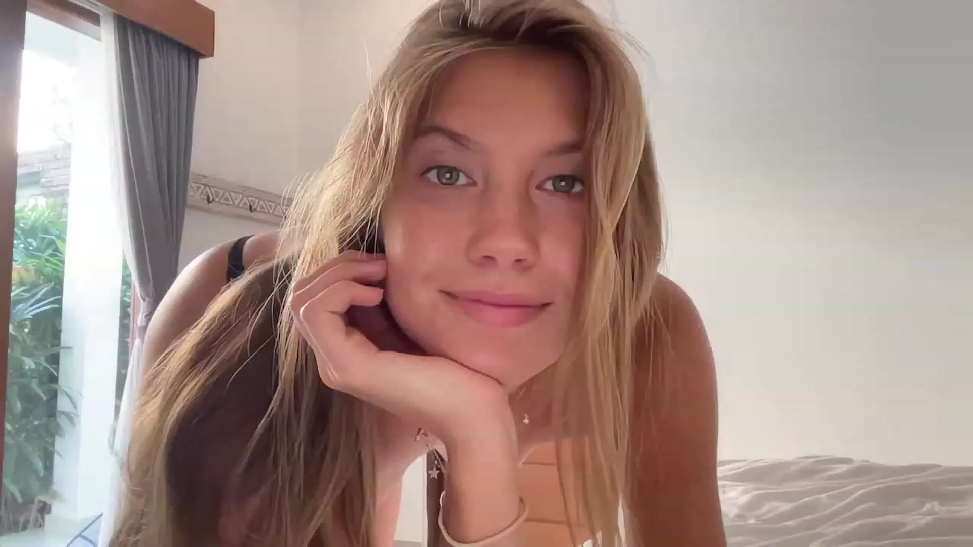 Gallery image thumbnail from JasSurfGirl's myfreecams stream on, 09/24/2023, 23:33 image 12 of 20