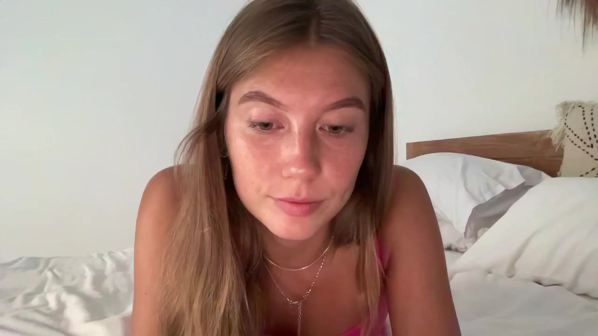 Gallery image thumbnail from JasSurfGirl's myfreecams stream on, 09/25/2023, 22:57 image 2 of 20