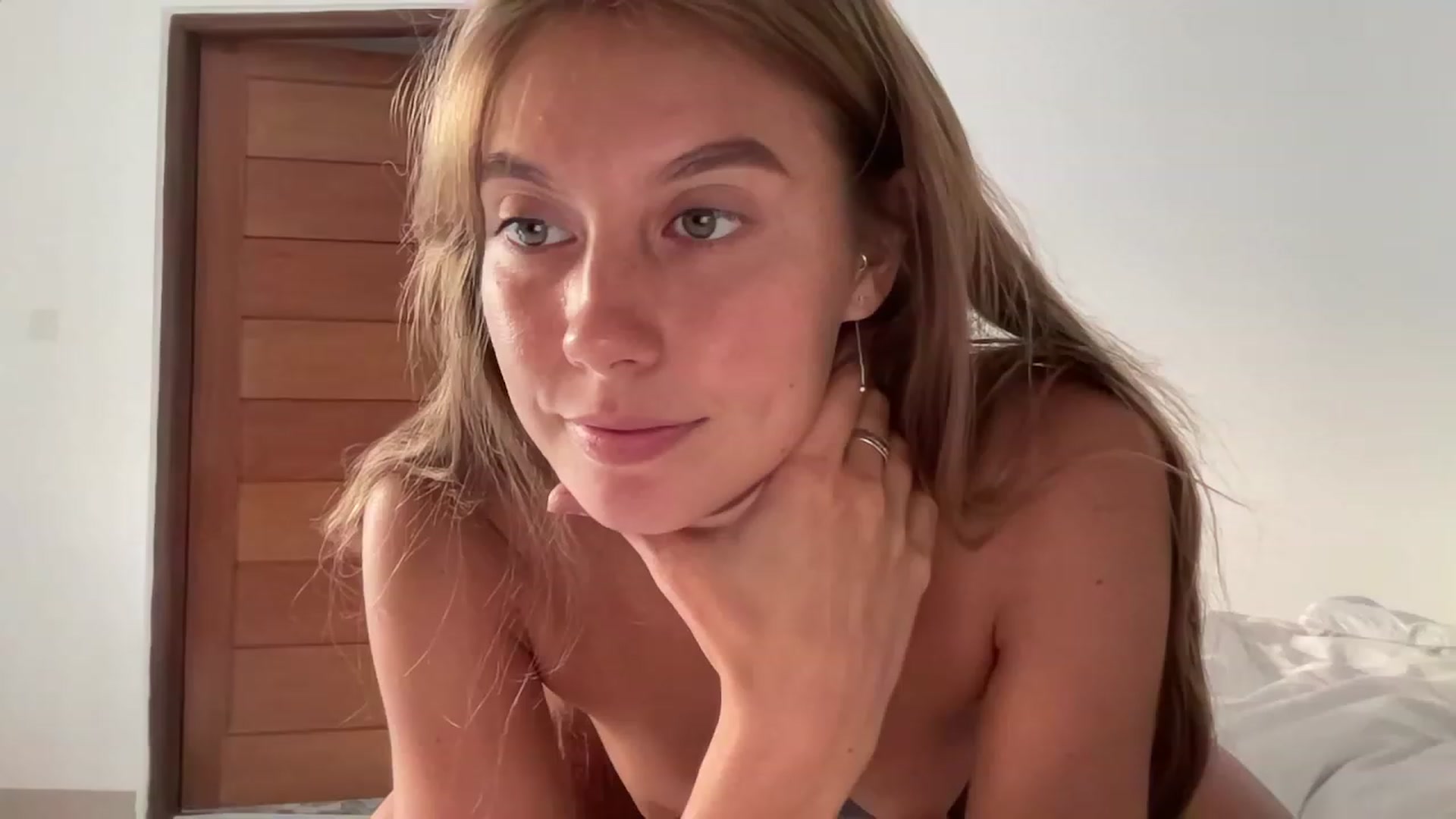 Gallery image thumbnail from JasSurfGirl's myfreecams stream on, 09/25/2023, 23:25 image 5 of 20
