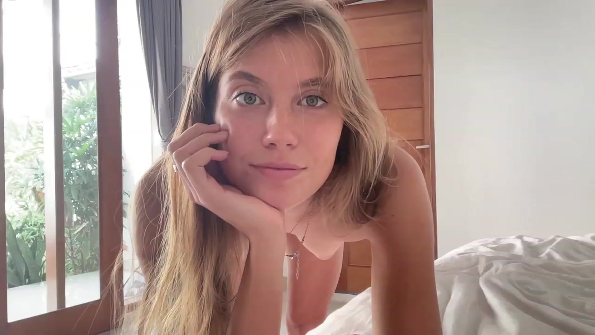 Gallery image thumbnail from JasSurfGirl's myfreecams stream on, 09/29/2023, 01:56 image 6 of 20