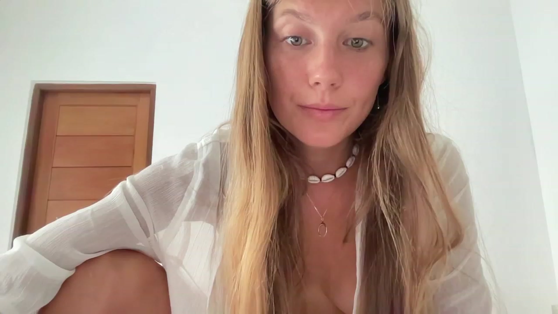 Gallery image thumbnail from JasSurfGirl's myfreecams stream on, 10/07/2023, 23:10 image 12 of 20