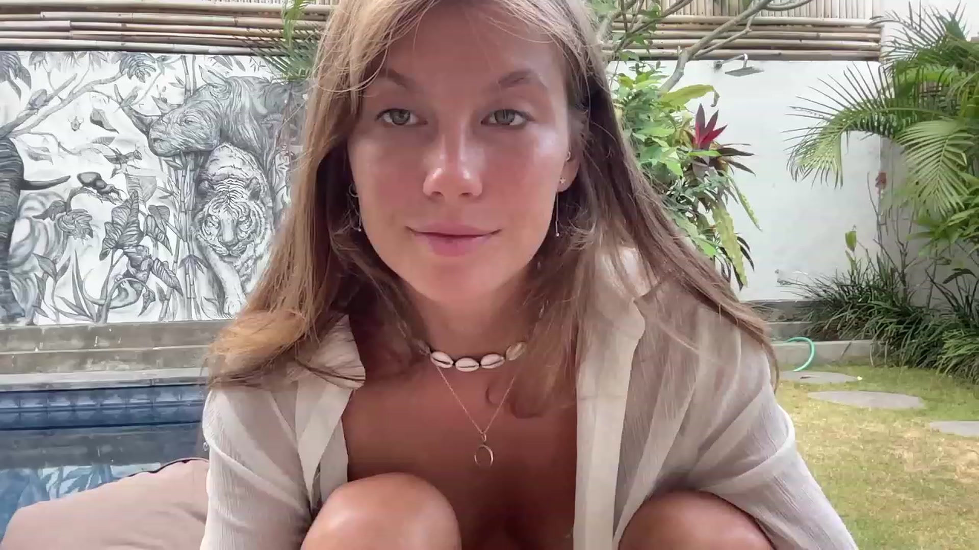 Gallery image thumbnail from JasSurfGirl's myfreecams stream on, 10/07/2023, 23:10 image 4 of 20