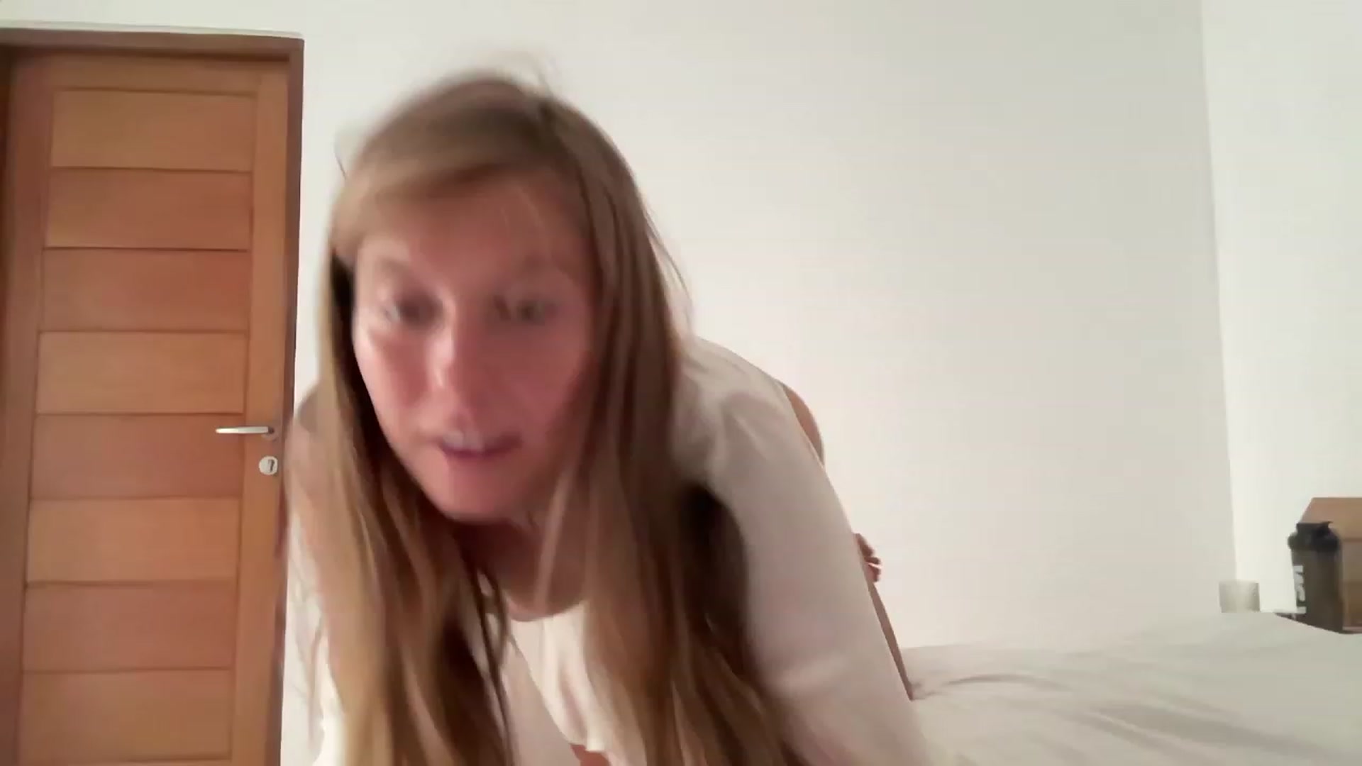 Gallery image thumbnail from JasSurfGirl's myfreecams stream on, 10/07/2023, 23:26 image 7 of 20