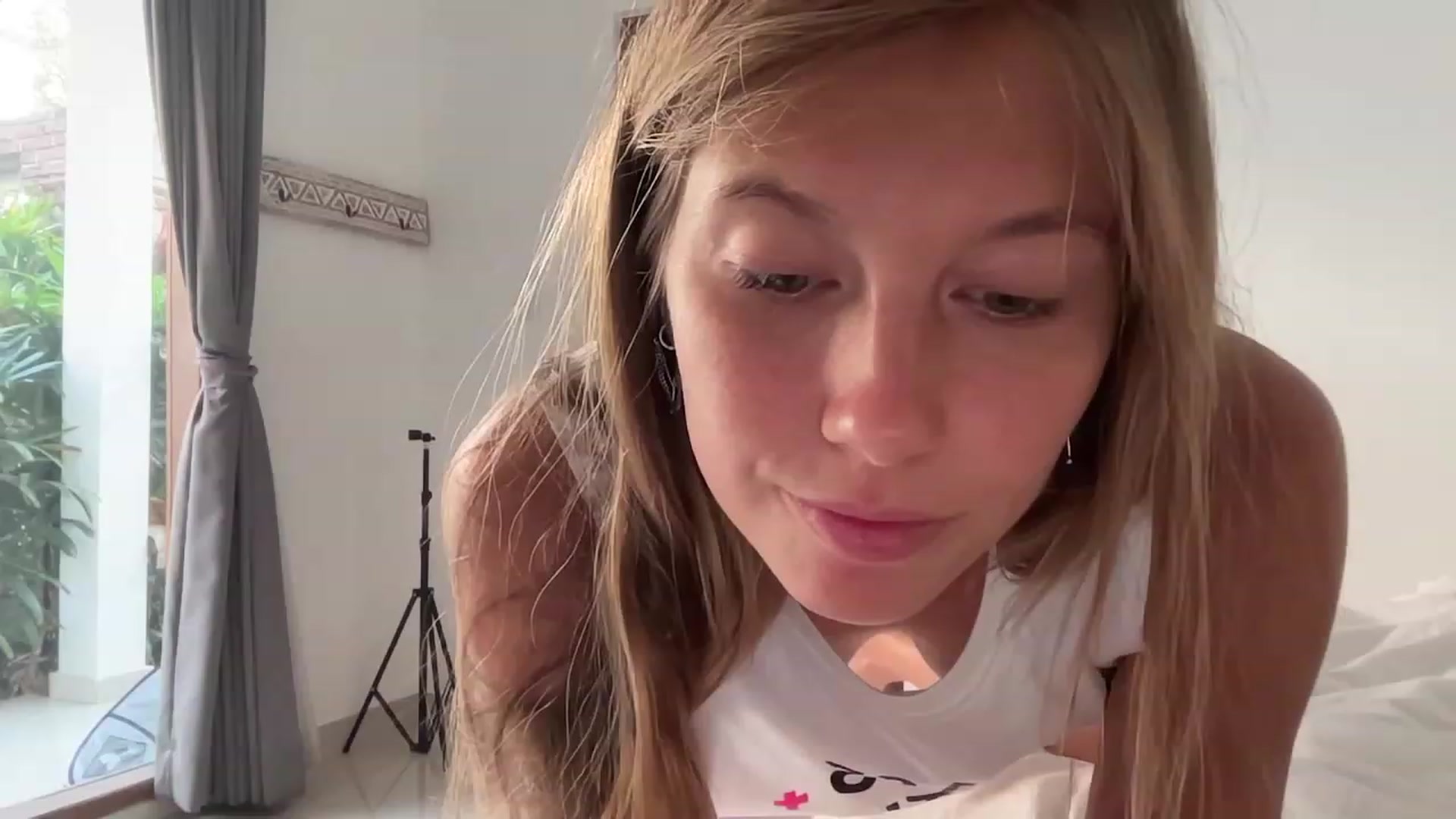 Gallery image thumbnail from JasSurfGirl's myfreecams stream on, 10/08/2023, 23:21 image 4 of 20