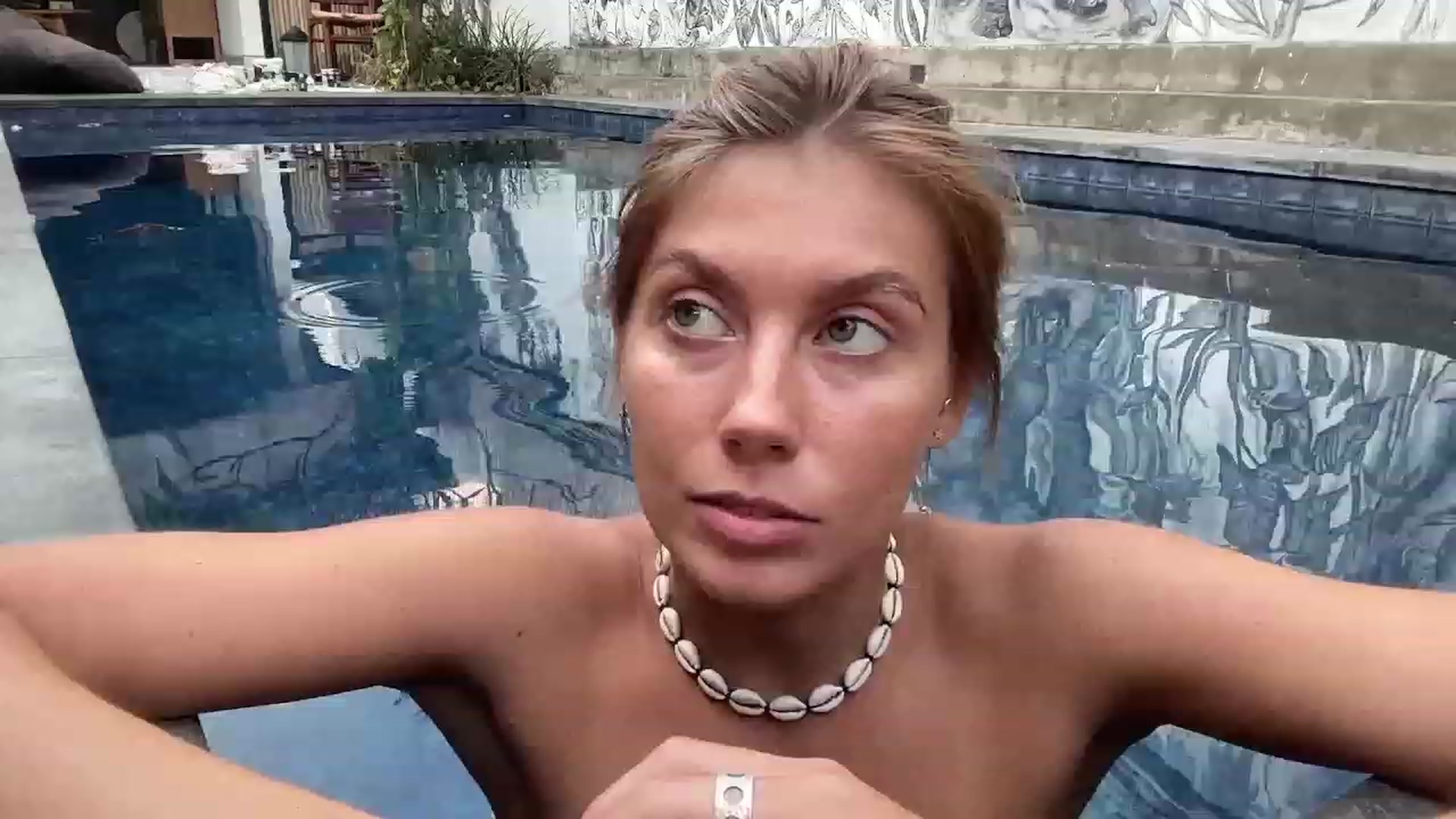 Gallery image thumbnail from JasSurfGirl's myfreecams stream on, 10/11/2023, 23:25 image 7 of 20