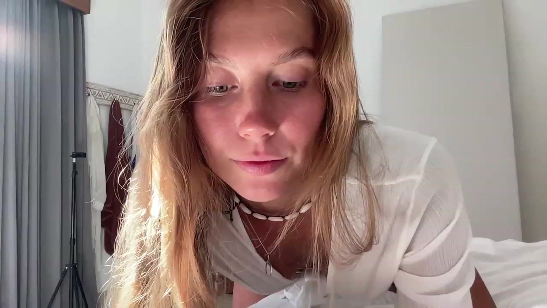 Gallery image thumbnail from JasSurfGirl's myfreecams stream on, 10/16/2023, 08:55 image 5 of 20