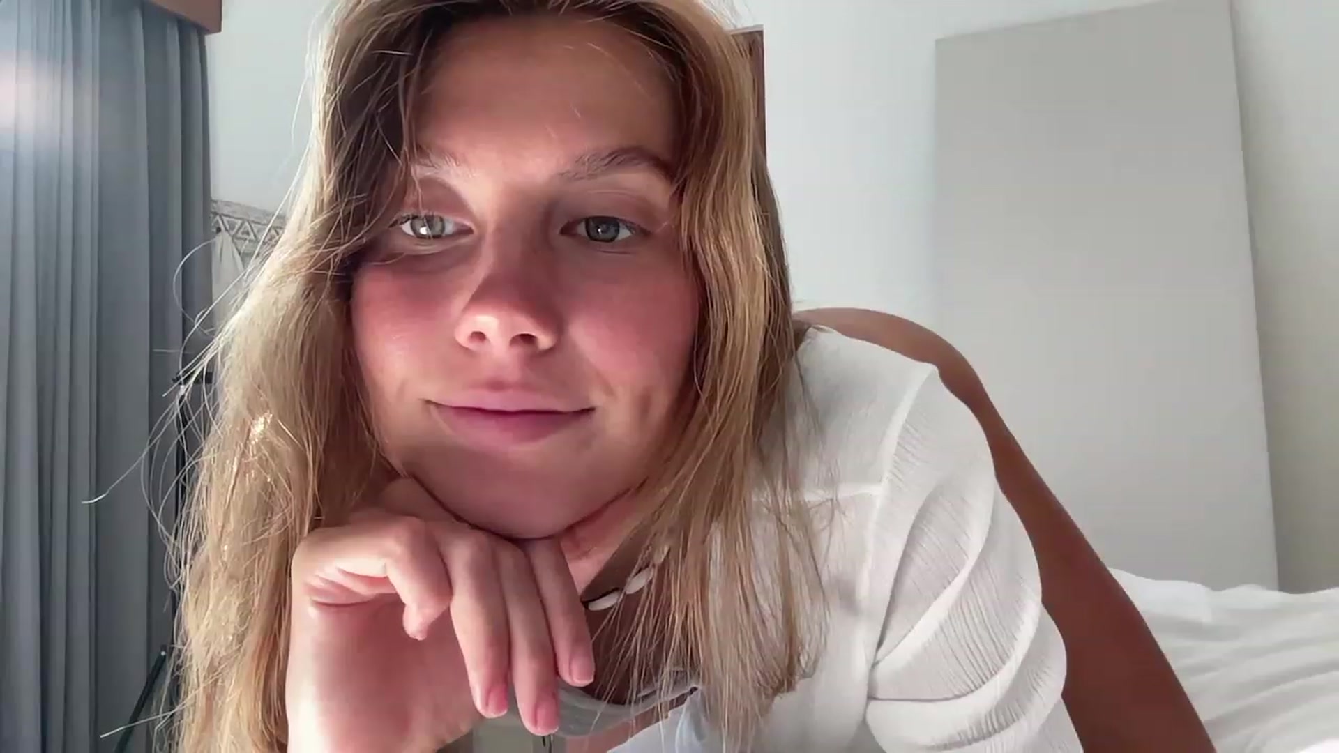 Gallery image thumbnail from JasSurfGirl's myfreecams stream on, 10/16/2023, 08:55 image 6 of 20