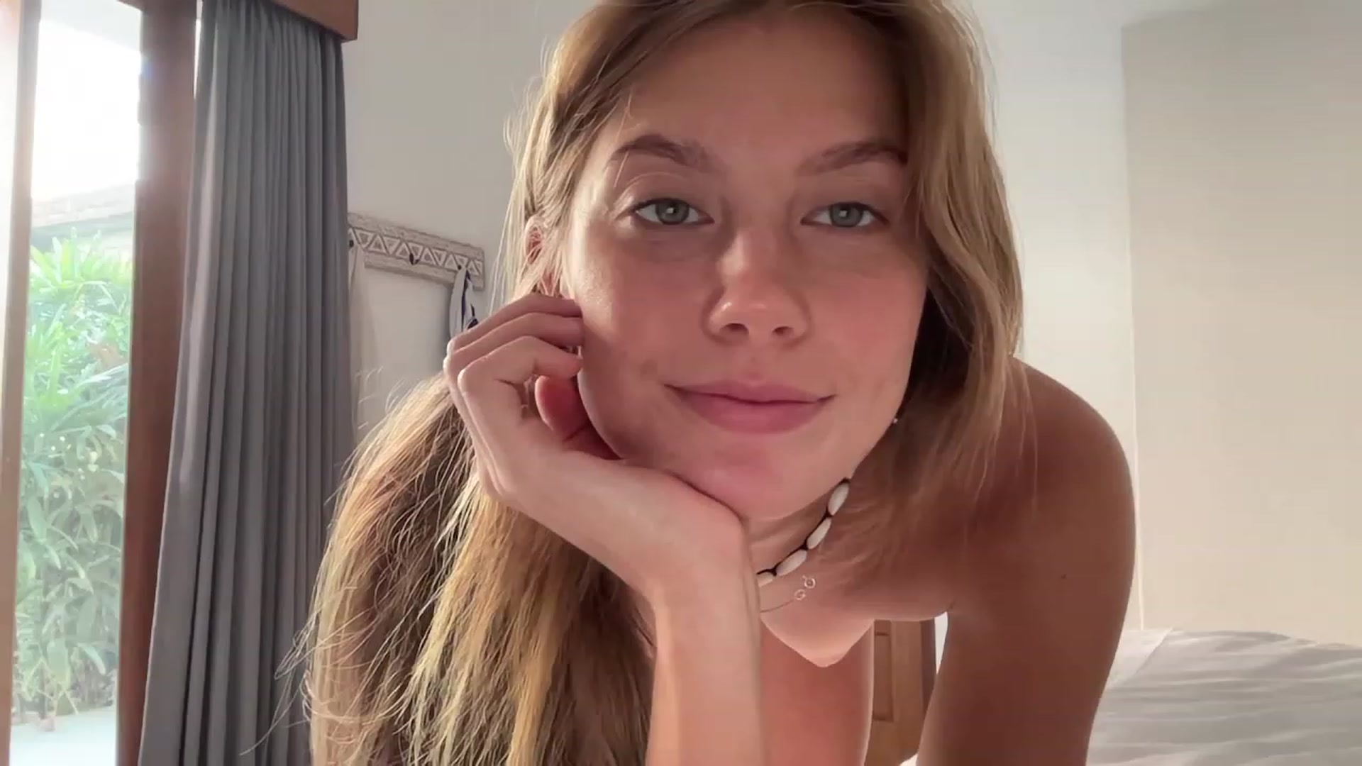 Gallery image thumbnail from JasSurfGirl's myfreecams stream on, 10/19/2023, 23:47 image 11 of 20