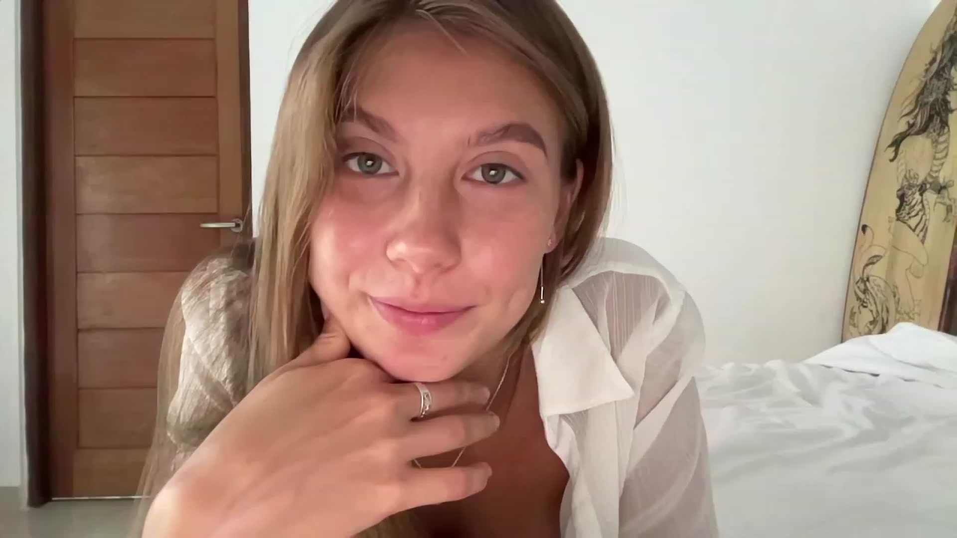 Gallery image thumbnail from JasSurfGirl's myfreecams stream on, 10/22/2023, 23:22 image 10 of 20
