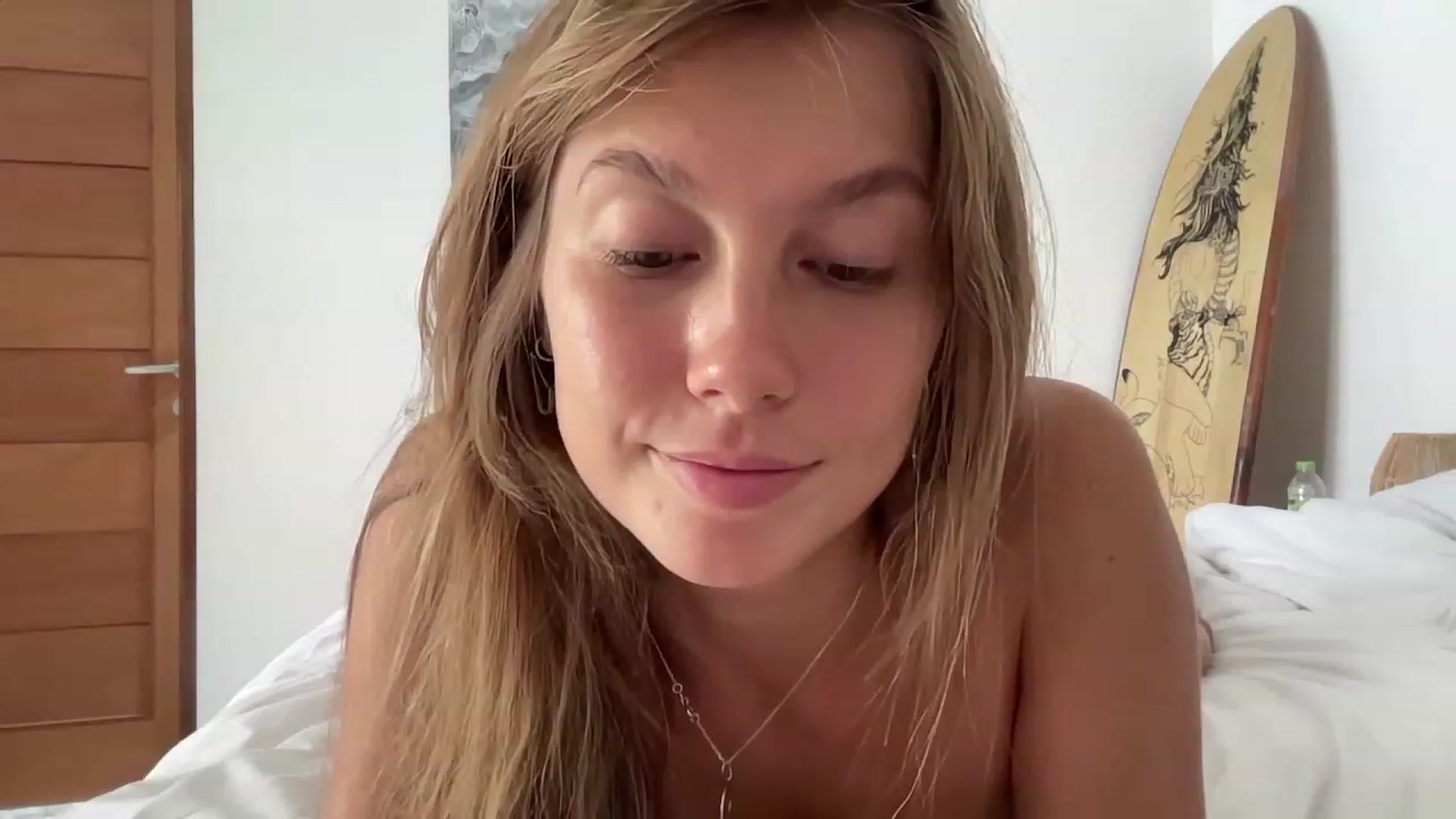 Gallery image thumbnail from JasSurfGirl's myfreecams stream on, 10/25/2023, 01:41 image 16 of 20