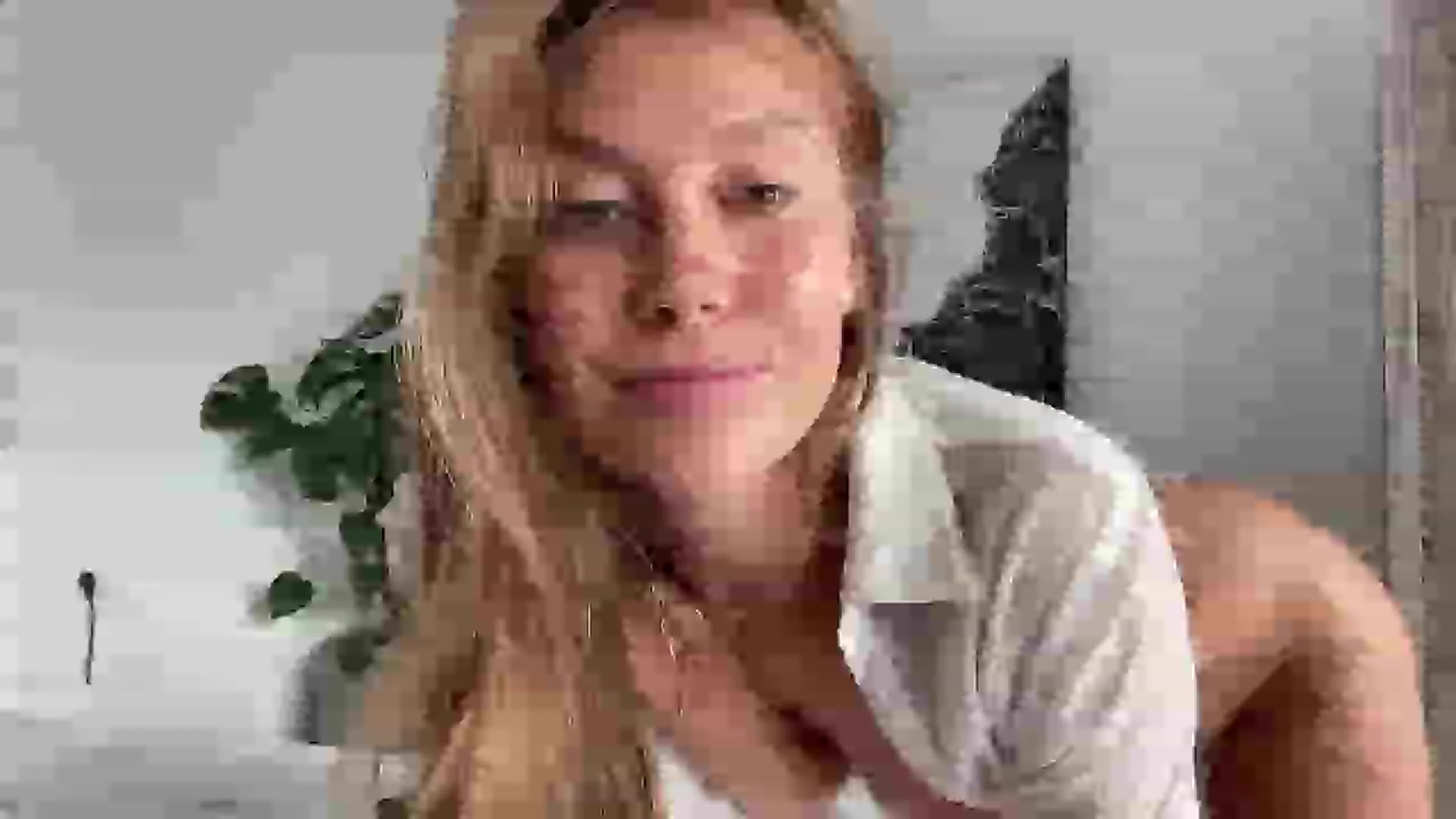 Gallery image thumbnail from JasSurfGirl's myfreecams stream on, 11/04/2023, 23:51 image 4 of 20