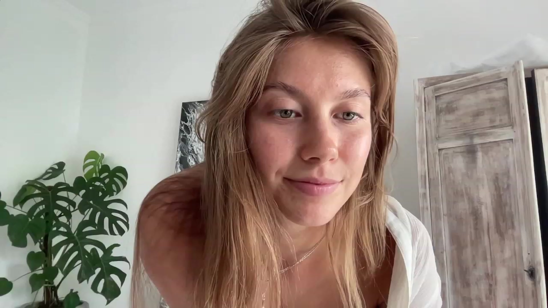 Gallery image thumbnail from JasSurfGirl's myfreecams stream on, 11/05/2023, 24:19 image 14 of 20