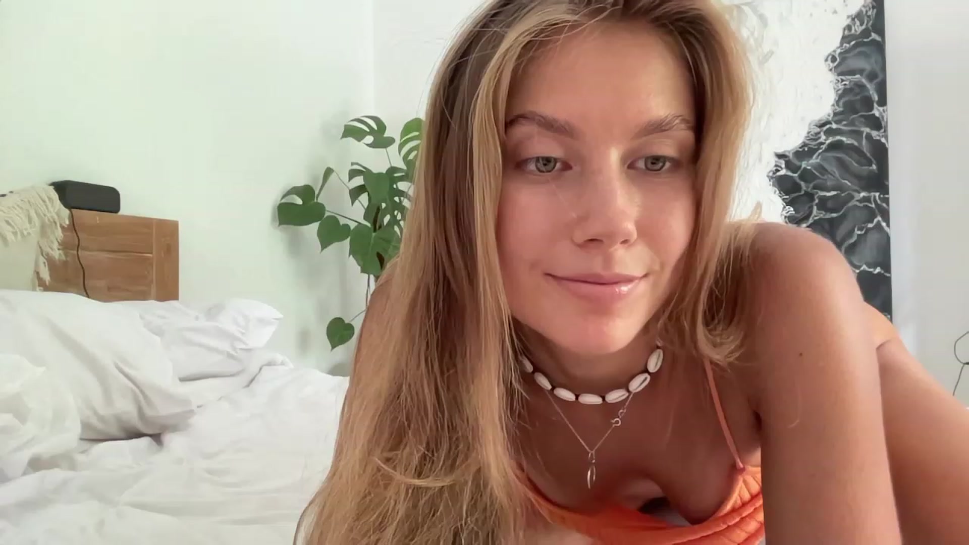 Gallery image thumbnail from JasSurfGirl's myfreecams stream on, 11/22/2023, 05:12 image 2 of 20