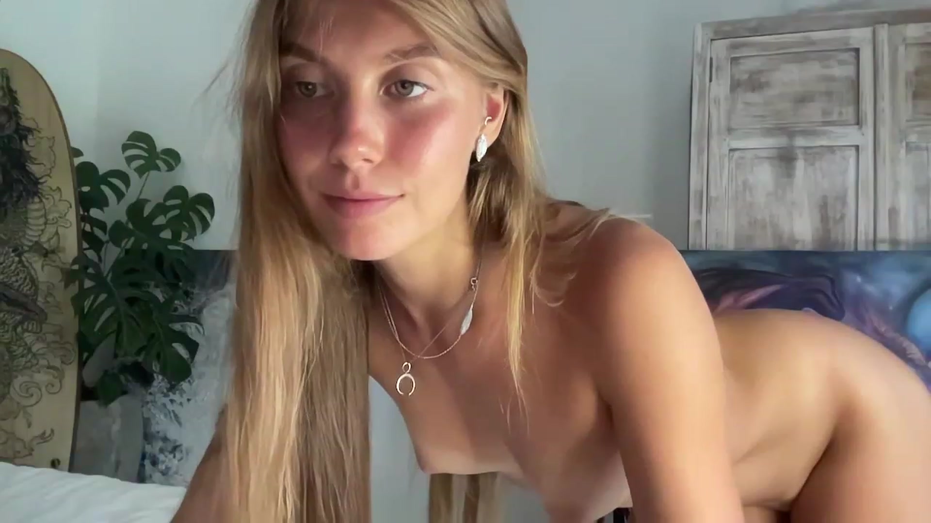 Gallery image thumbnail from JasSurfGirl's myfreecams stream on, 11/30/2023, 09:29 image 10 of 20