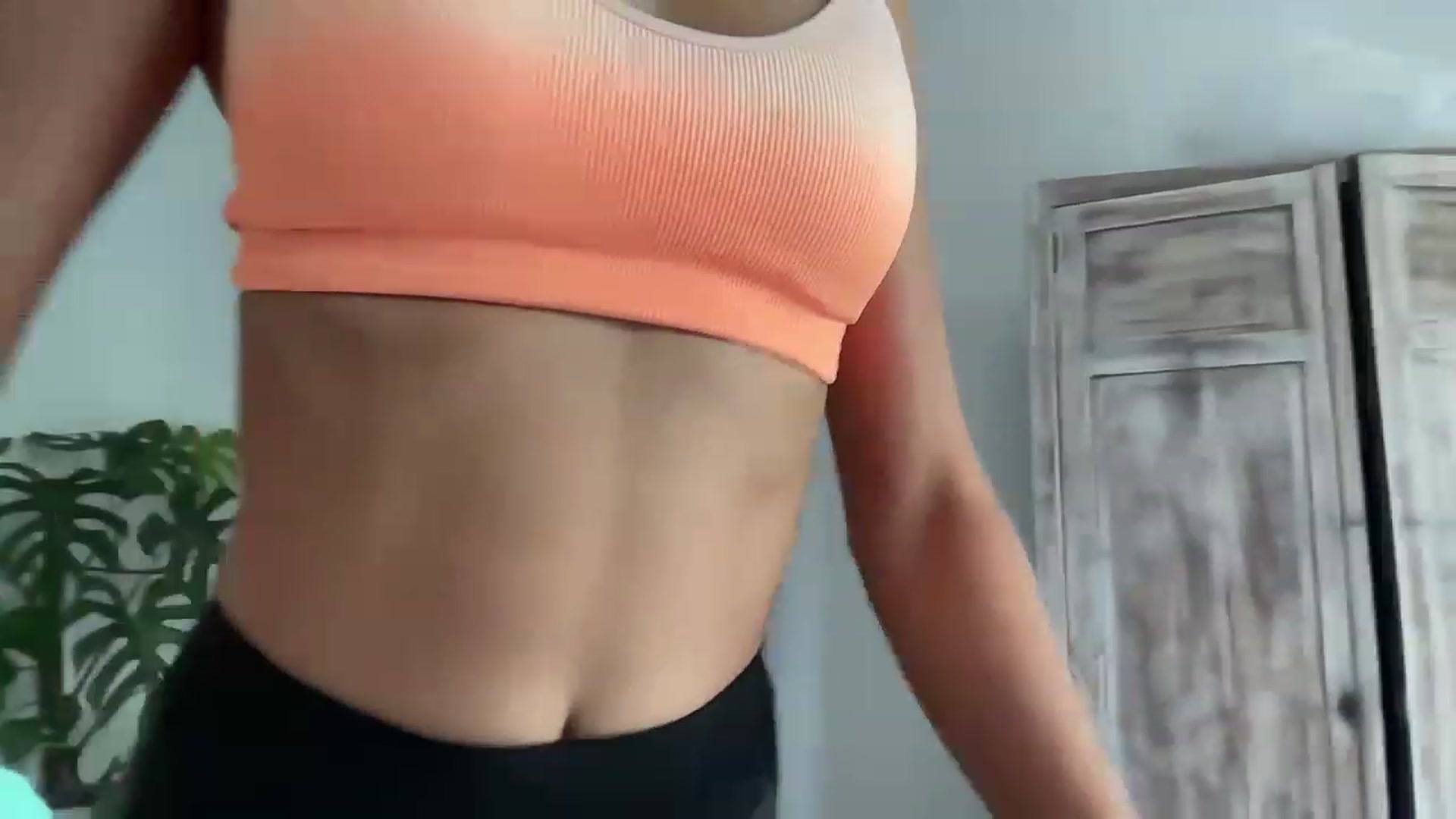 Gallery image thumbnail from JasSurfGirl's myfreecams stream on, 12/21/2023, 01:21 image 13 of 20