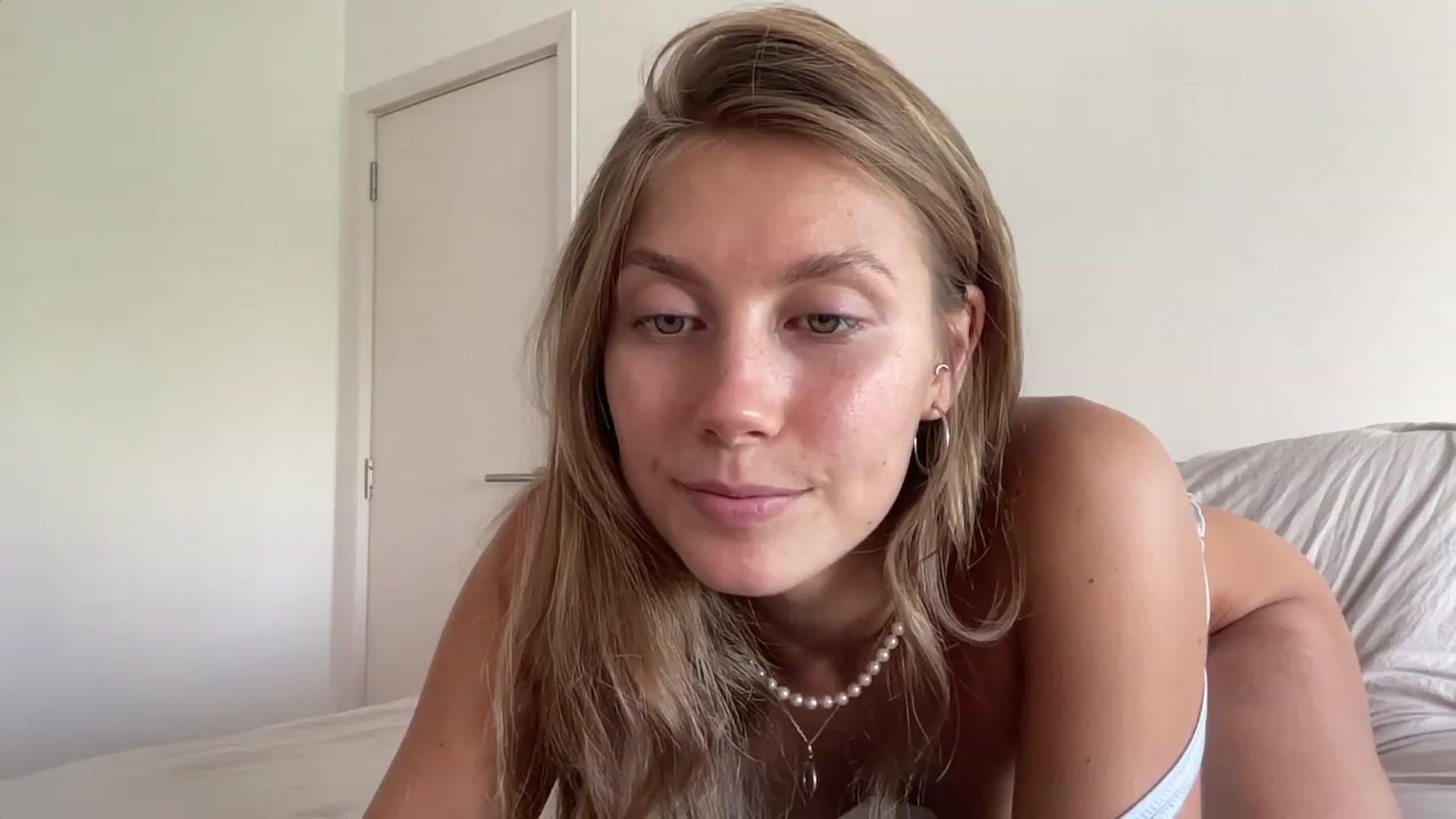 Gallery image thumbnail from JasSurfGirl's myfreecams stream on, 01/27/2024, 13:44 image 6 of 20