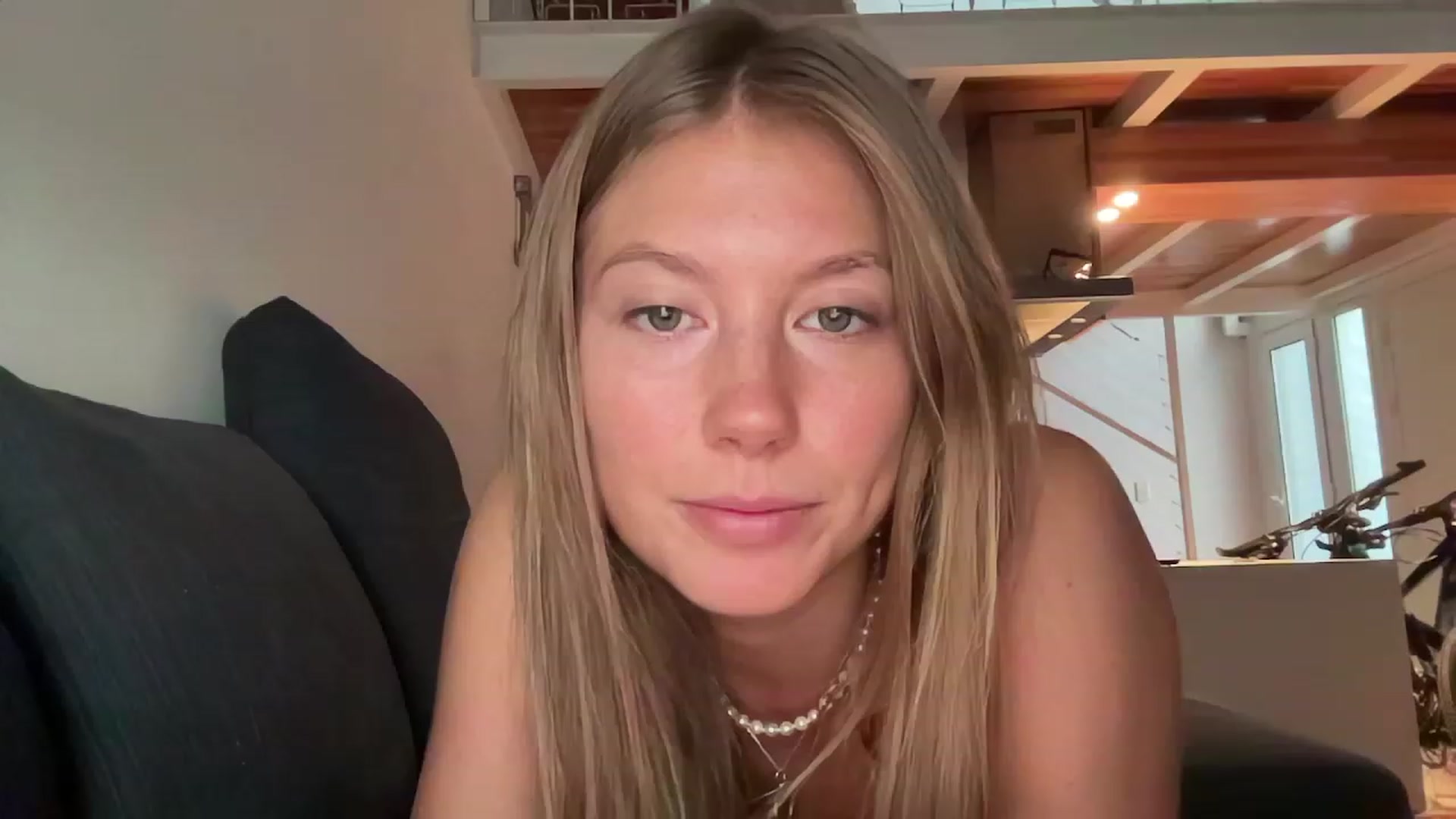 Gallery image thumbnail from JasSurfGirl's myfreecams stream on, 02/09/2024, 09:58 image 3 of 20