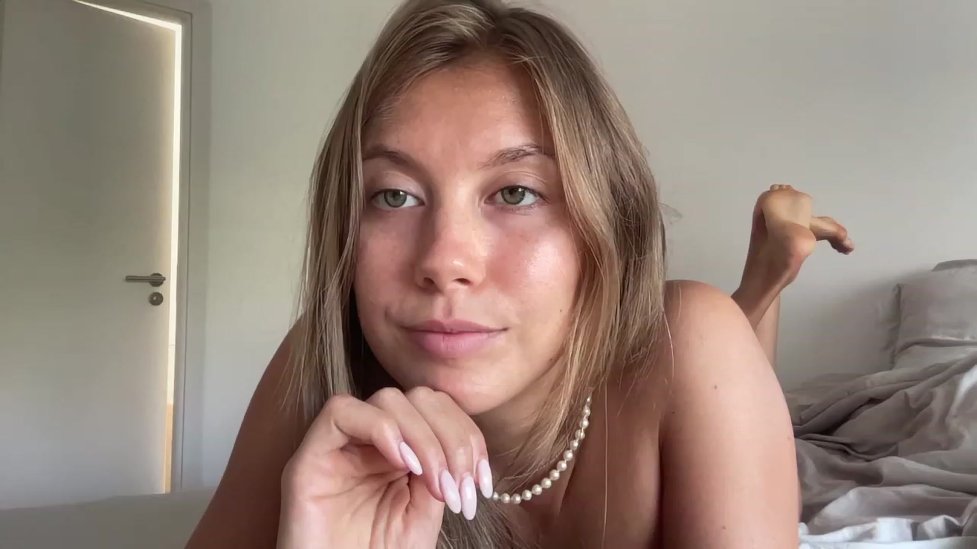 Gallery image thumbnail from JasSurfGirl's myfreecams stream on, 02/09/2024, 10:27 image 20 of 20