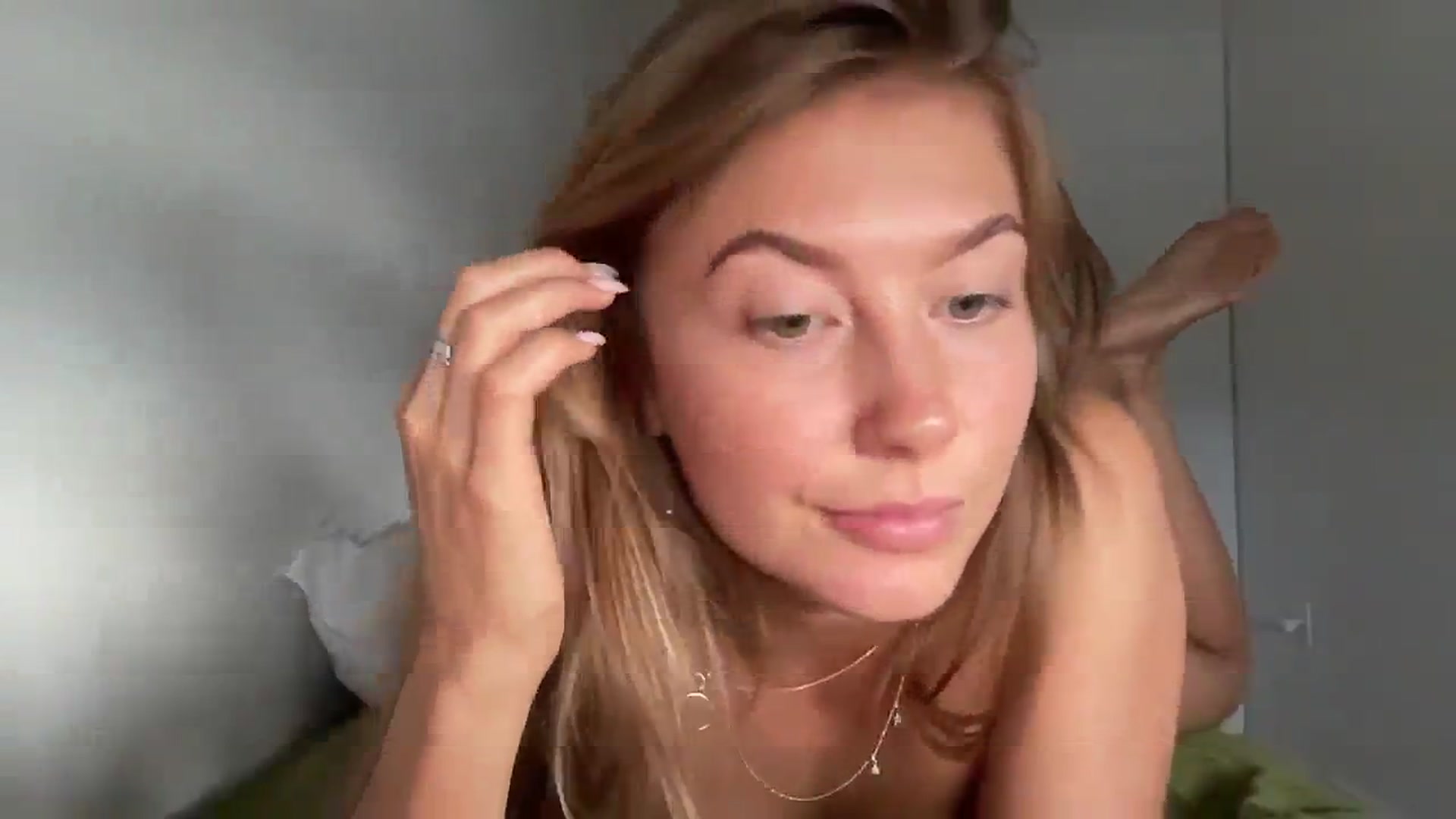 Gallery image thumbnail from JasSurfGirl's myfreecams stream on, 02/19/2024, 11:02 image 18 of 20