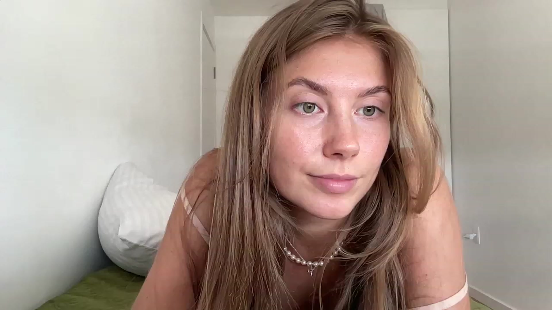 Gallery image thumbnail from JasSurfGirl's myfreecams stream on, 02/23/2024, 14:25 image 6 of 20