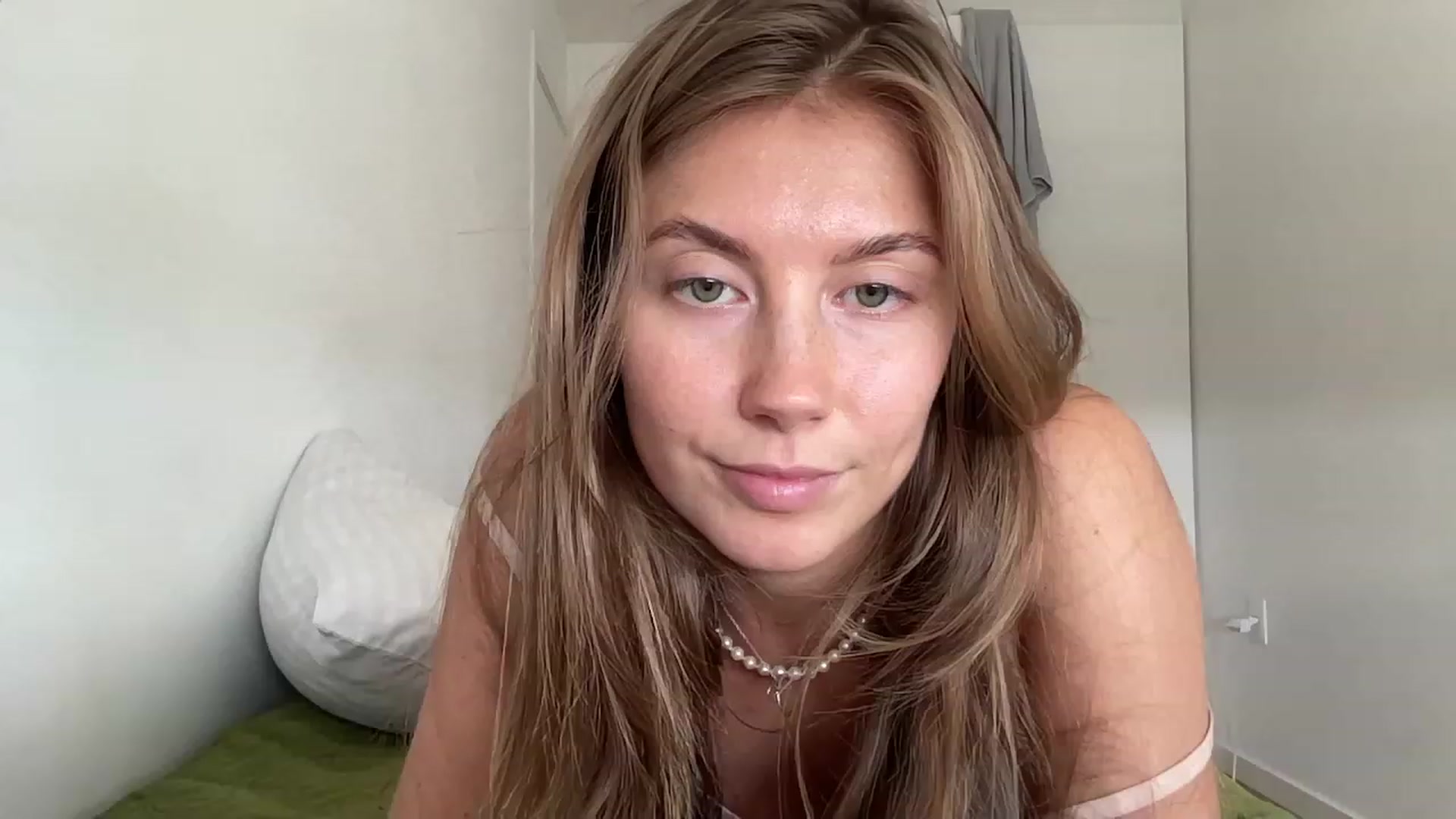 Gallery image thumbnail from JasSurfGirl's myfreecams stream on, 02/23/2024, 14:25 image 4 of 20