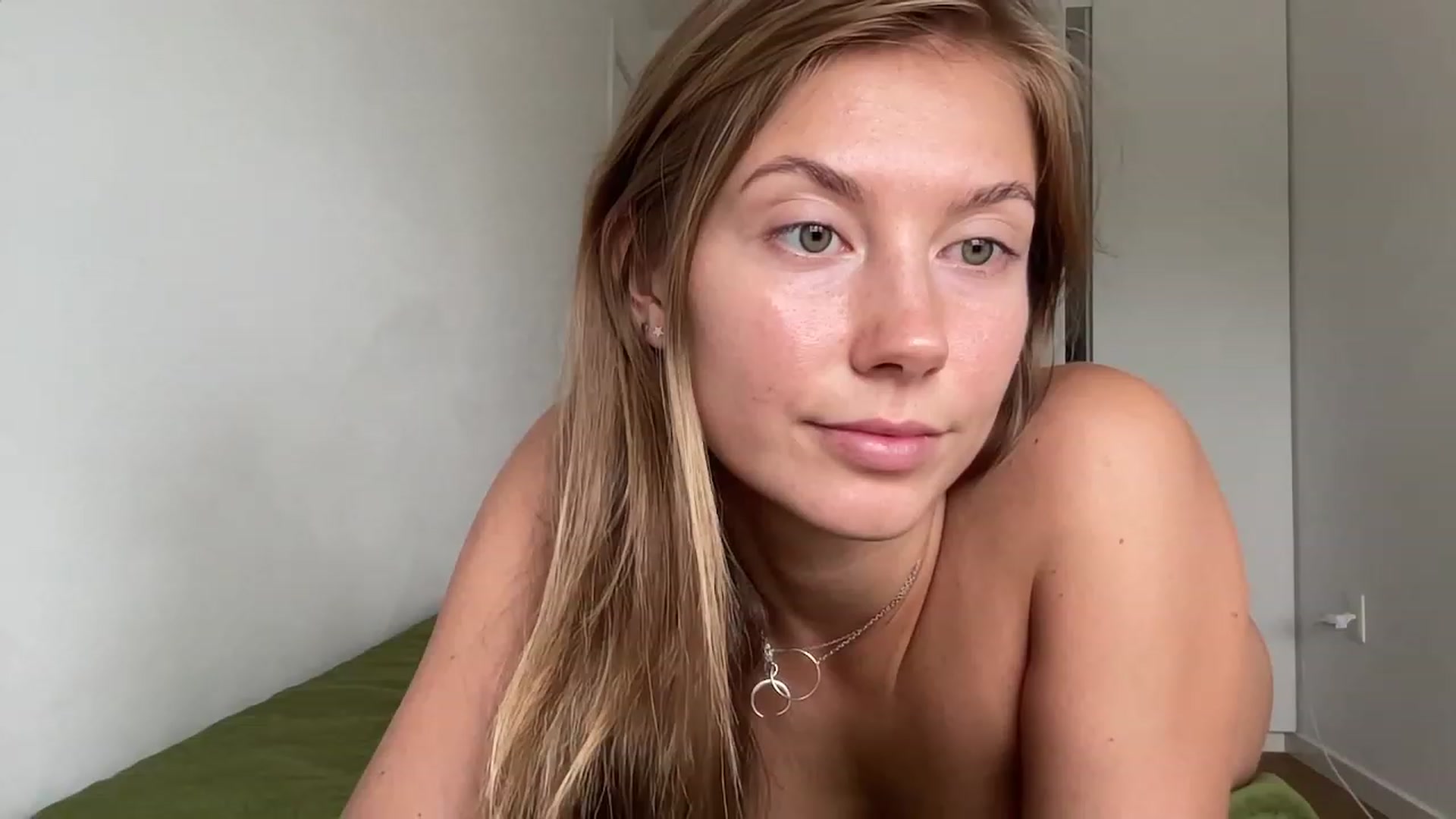 Gallery image thumbnail from JasSurfGirl's myfreecams stream on, 02/28/2024, 11:11 image 2 of 20