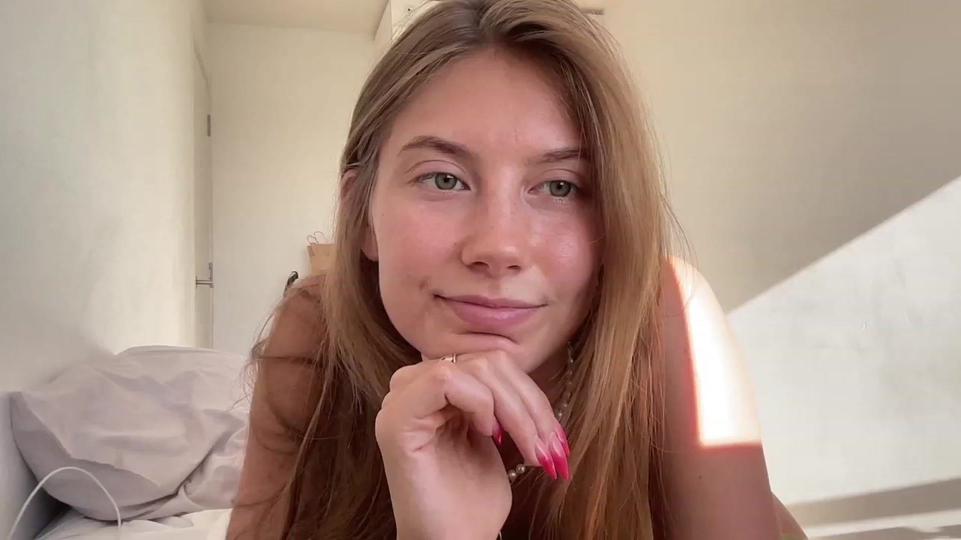 Gallery image thumbnail from JasSurfGirl's myfreecams stream on, 03/10/2024, 11:32 image 6 of 20