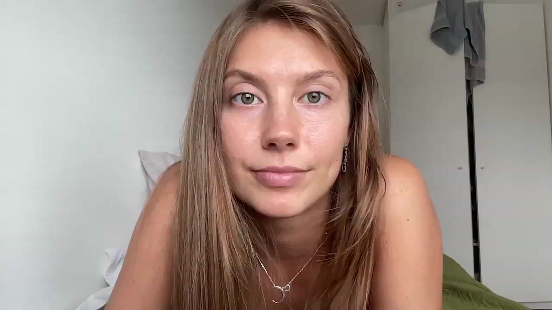 Gallery image thumbnail from JasSurfGirl's myfreecams stream on, 03/13/2024, 18:23 image 10 of 20