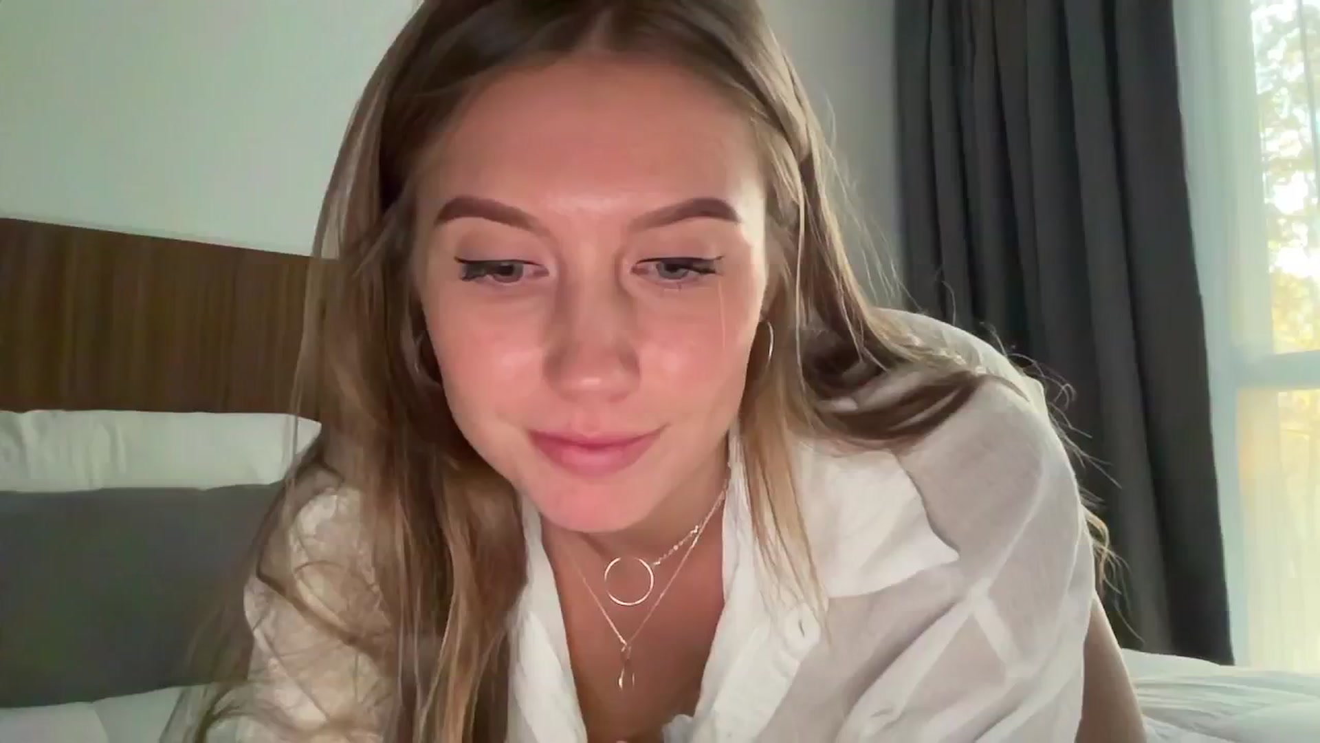 Gallery image thumbnail from JasSurfGirl's myfreecams stream on, 05/10/2024, 20:52 image 6 of 20
