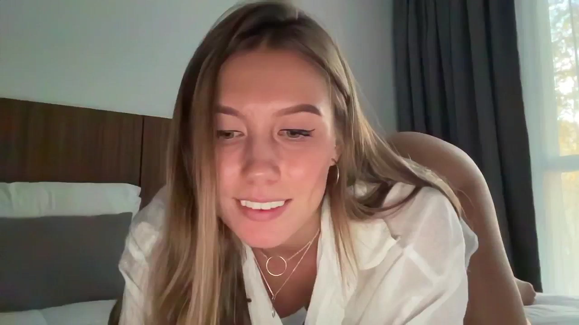 Gallery image thumbnail from JasSurfGirl's myfreecams stream on, 05/10/2024, 20:52 image 14 of 20